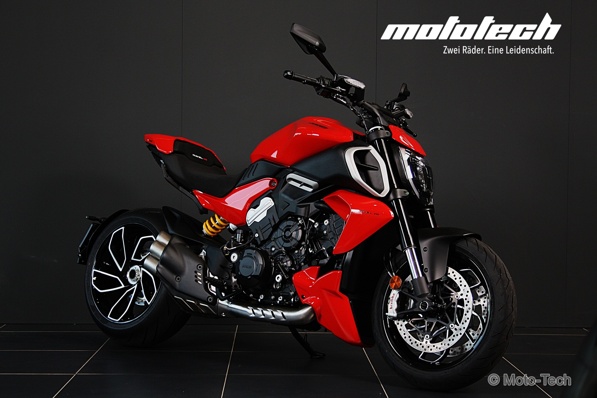 DUCATI Diavel V4 / 4 JAHRE GARANTIE-image-7