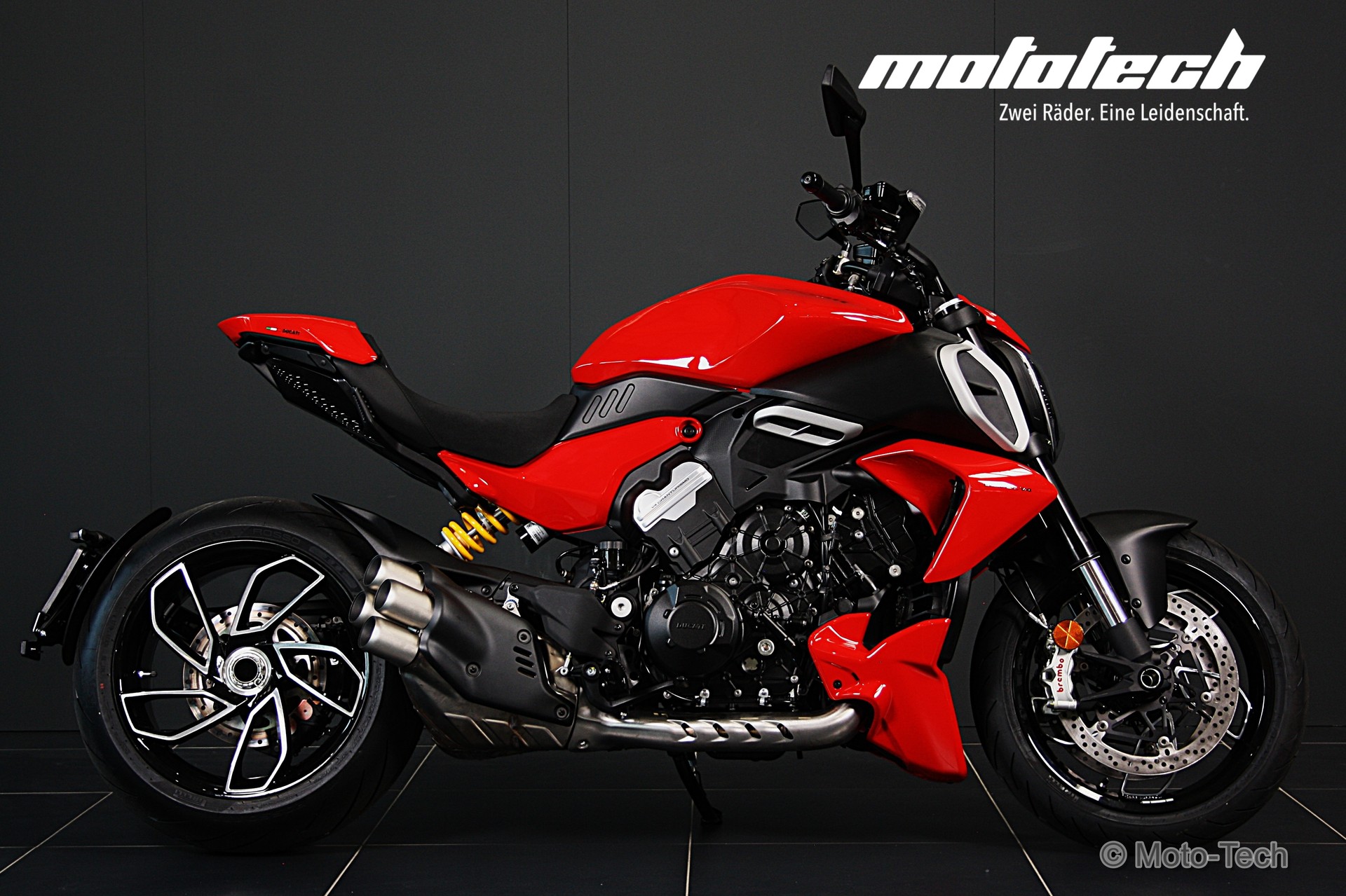 DUCATI Diavel V4 / 4 JAHRE GARANTIE-image-2