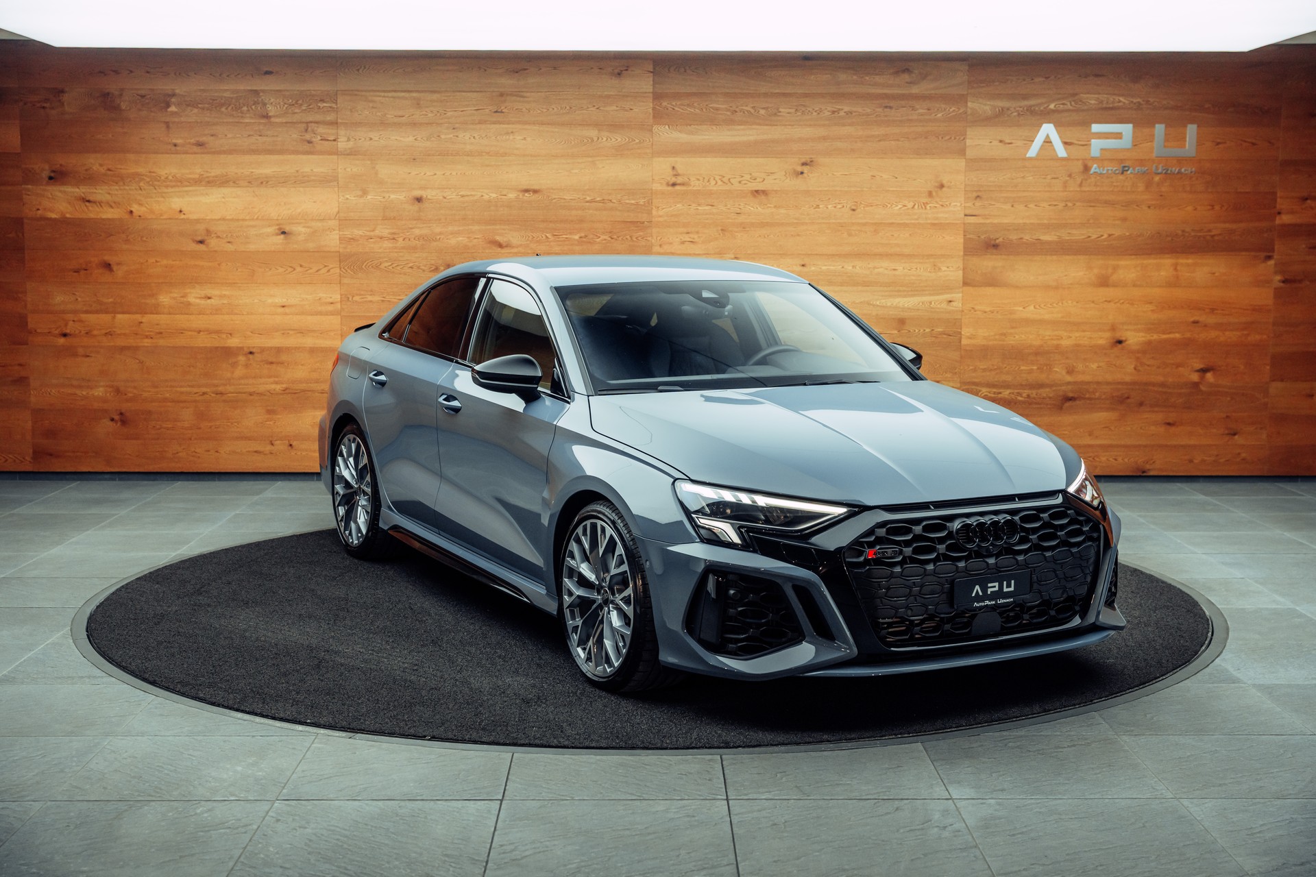AUDI RS3 Limousine 2.5 TSI quattro S-tronic