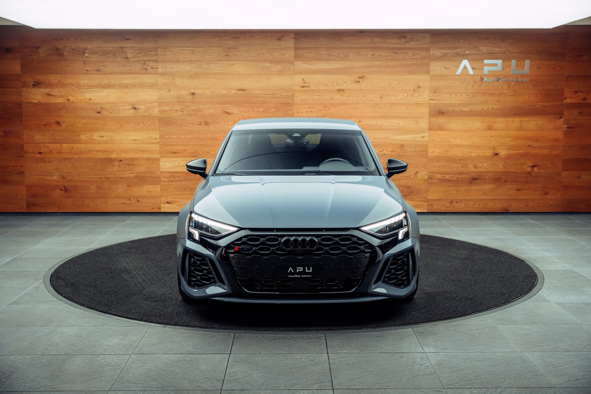 AUDI RS3 Limousine 2.5 TSI quattro S-tronic-image-15