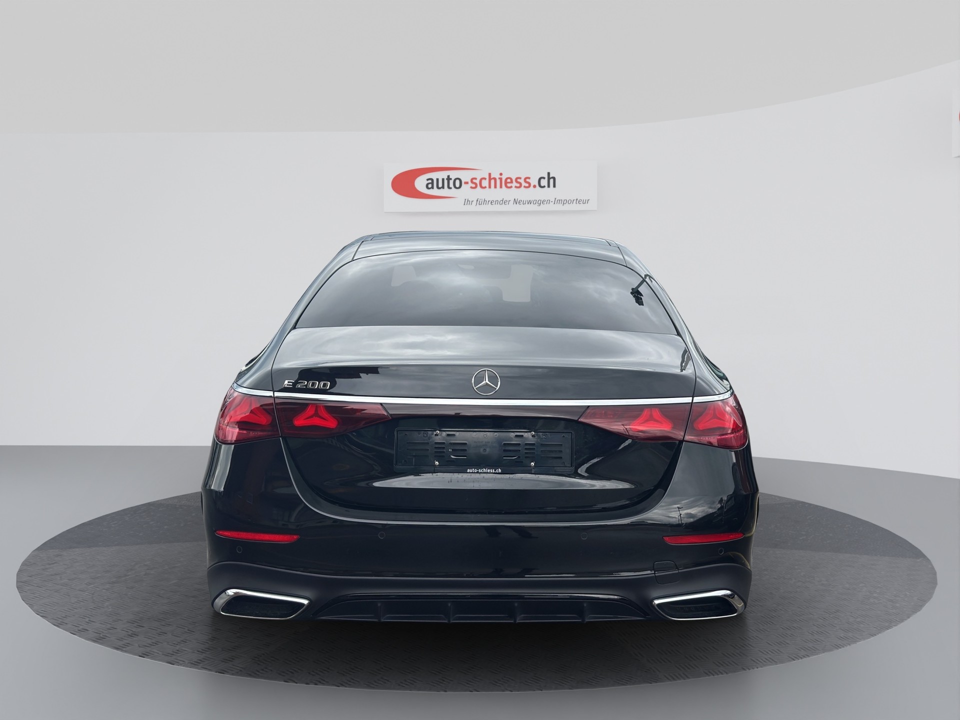 MERCEDES-BENZ E 200 9G-Tronic AMG Line Advanced Night-showroom-element-1