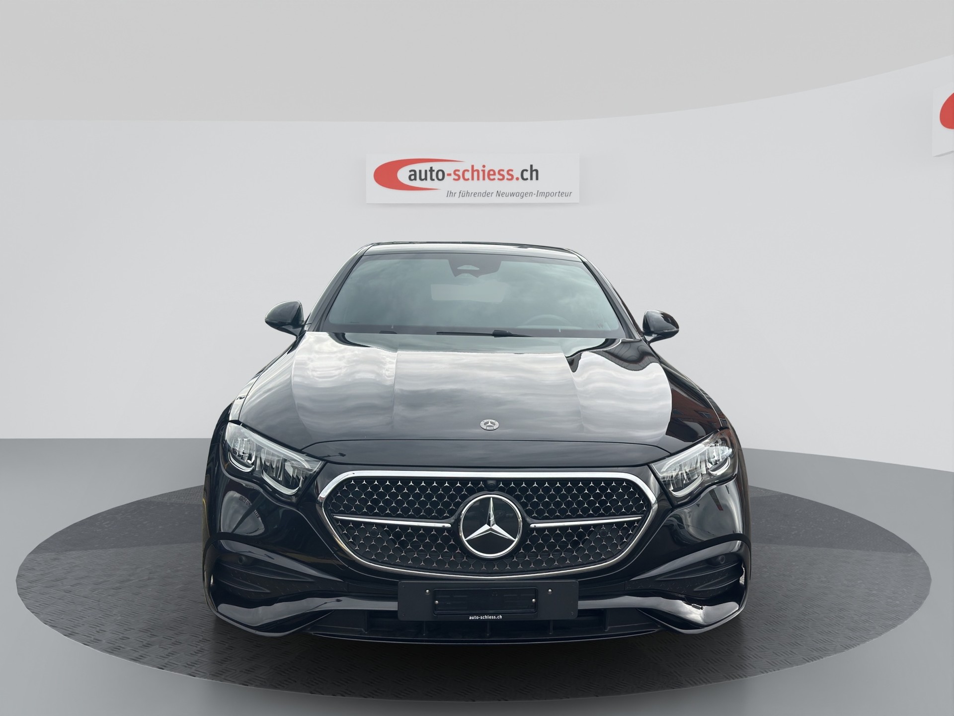 MERCEDES-BENZ E 200 9G-Tronic AMG Line Advanced Night-image-4