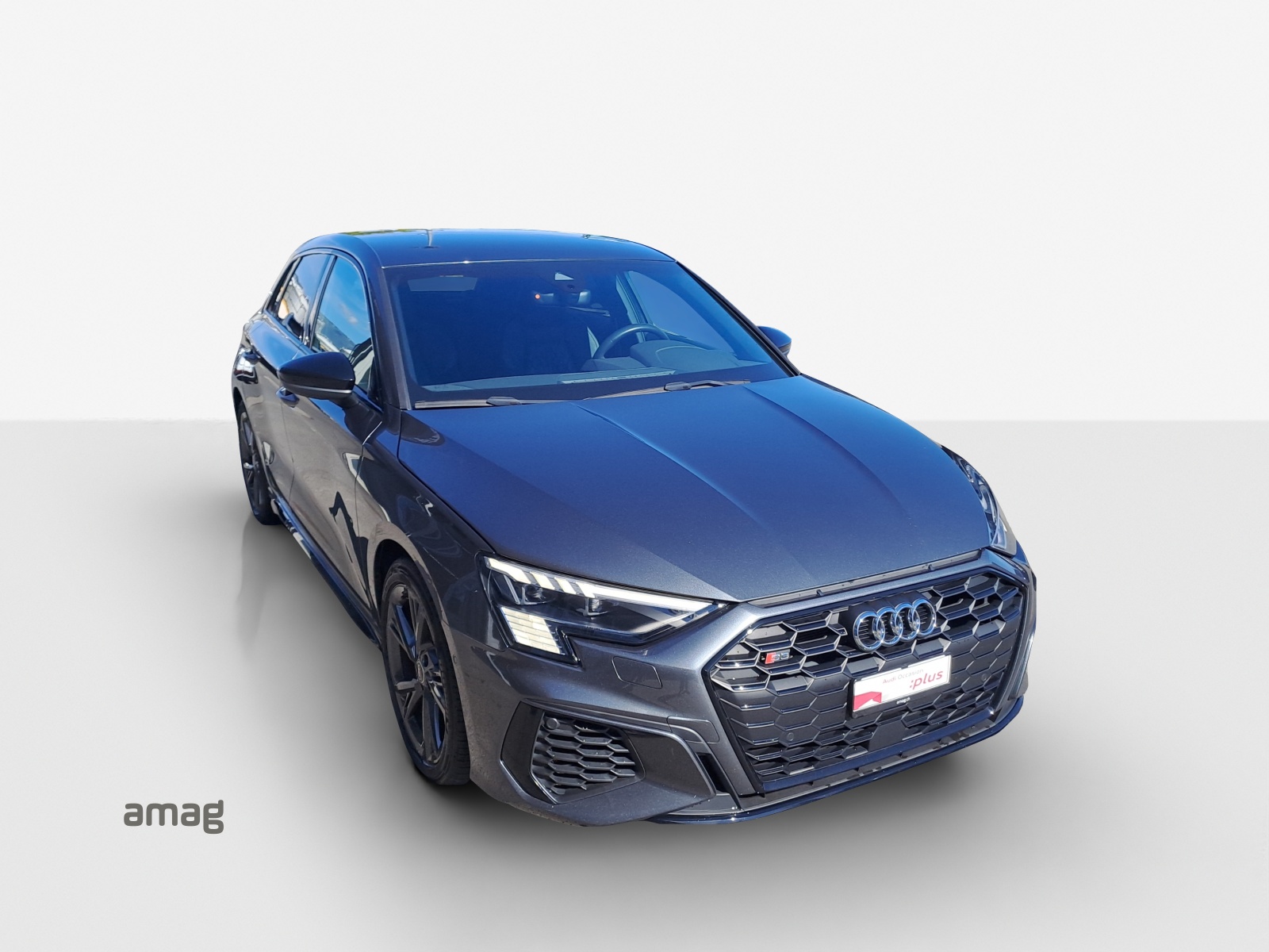 AUDI S3 Sportback 2.0 TFSI quattro S-tronic-image-15