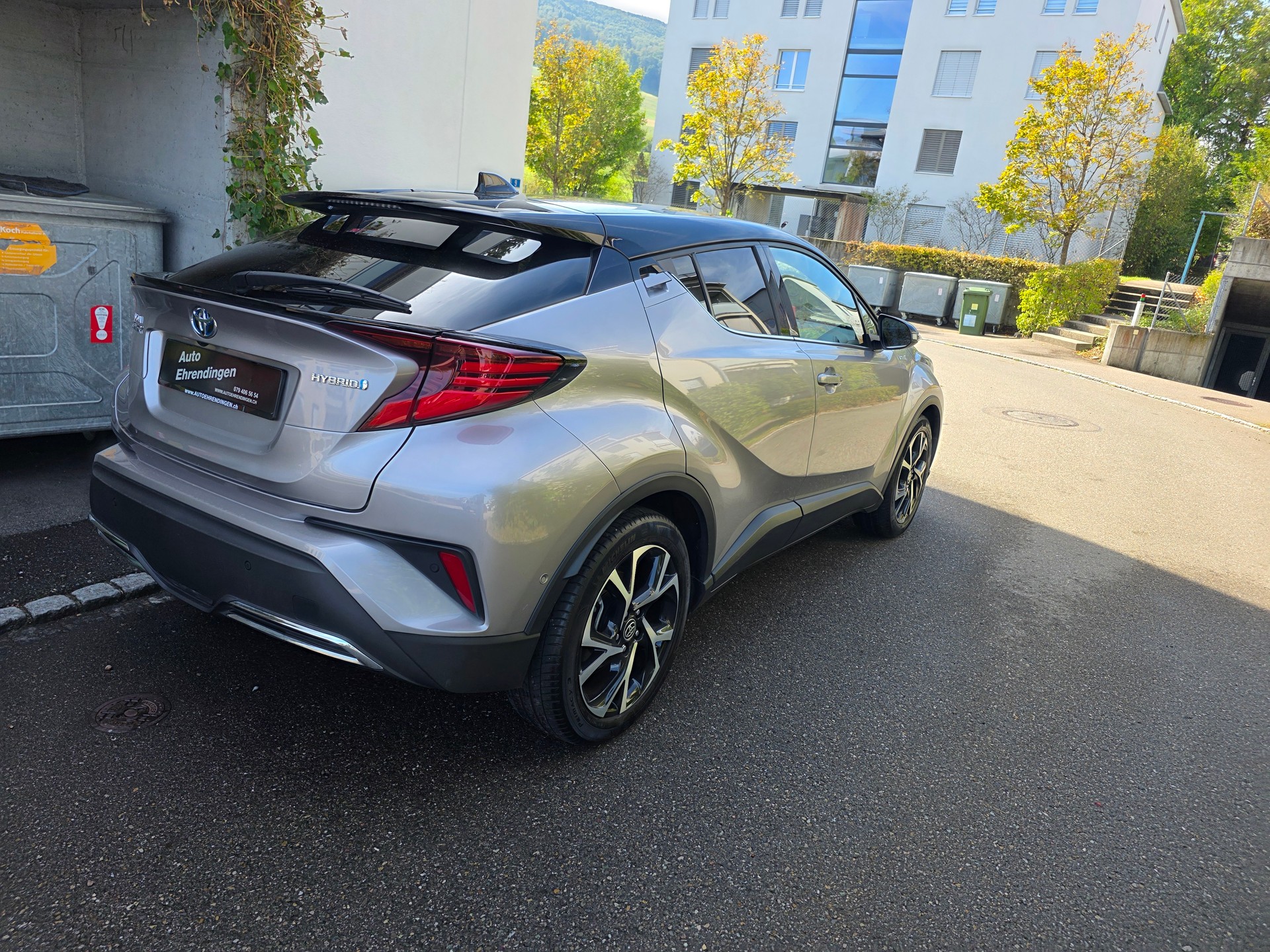 TOYOTA C-HR 2.0 HSD CVT Trend-image-3