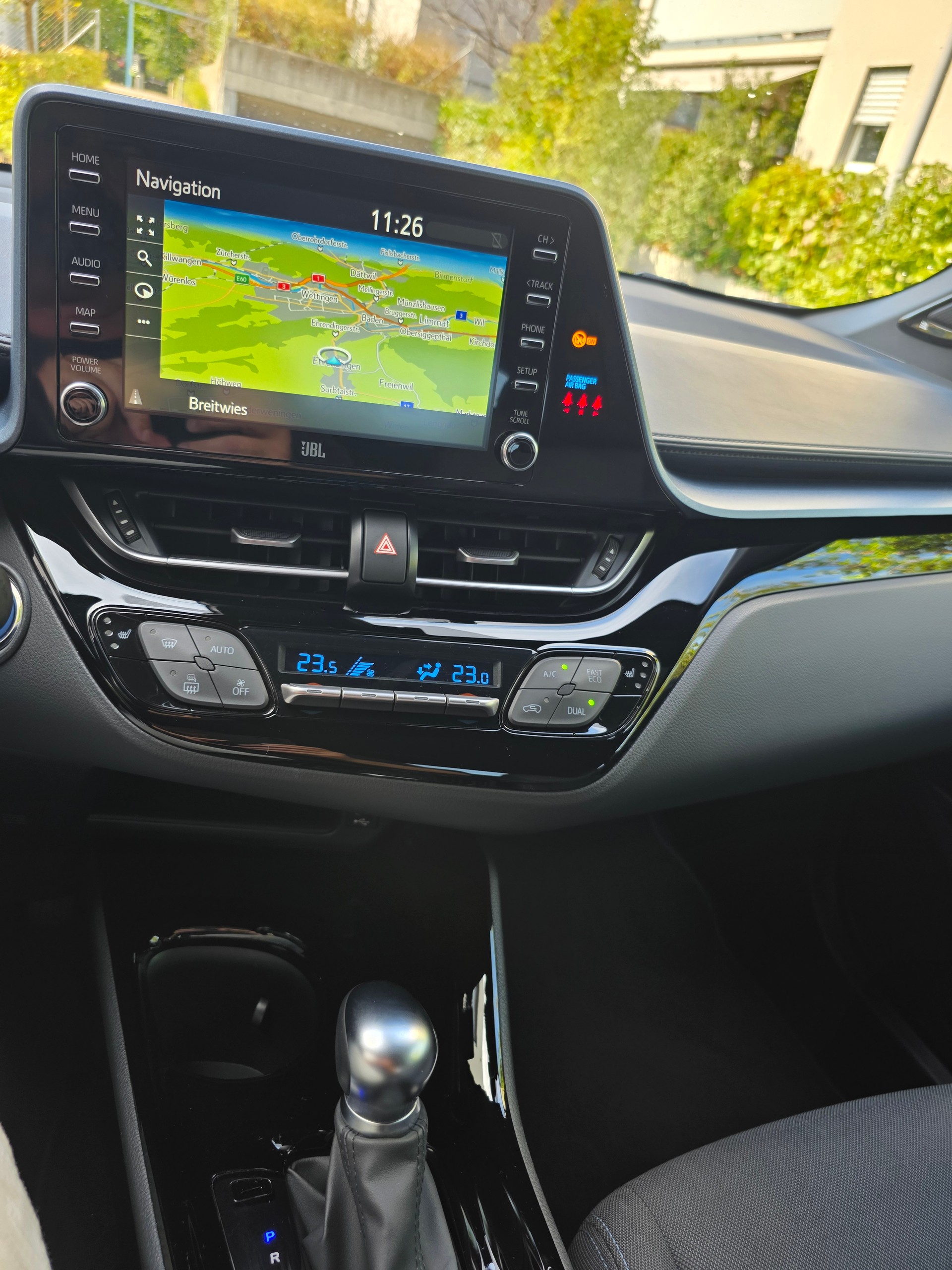 TOYOTA C-HR 2.0 HSD CVT Trend-image-13
