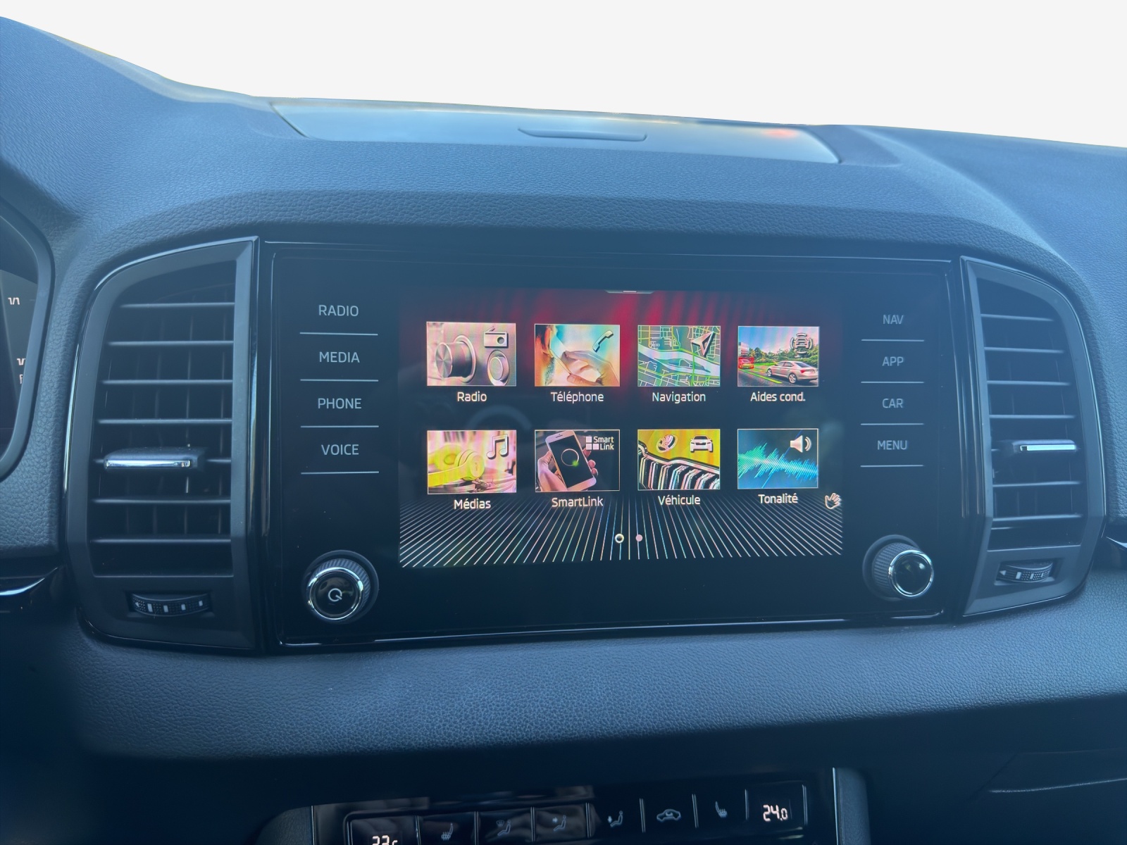 SKODA Karoq 1.5 TSI ACT SportLine DSG-image-13