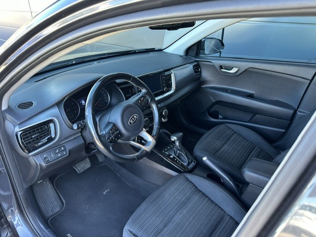 KIA Stonic 1.0 T-GDi-image-5