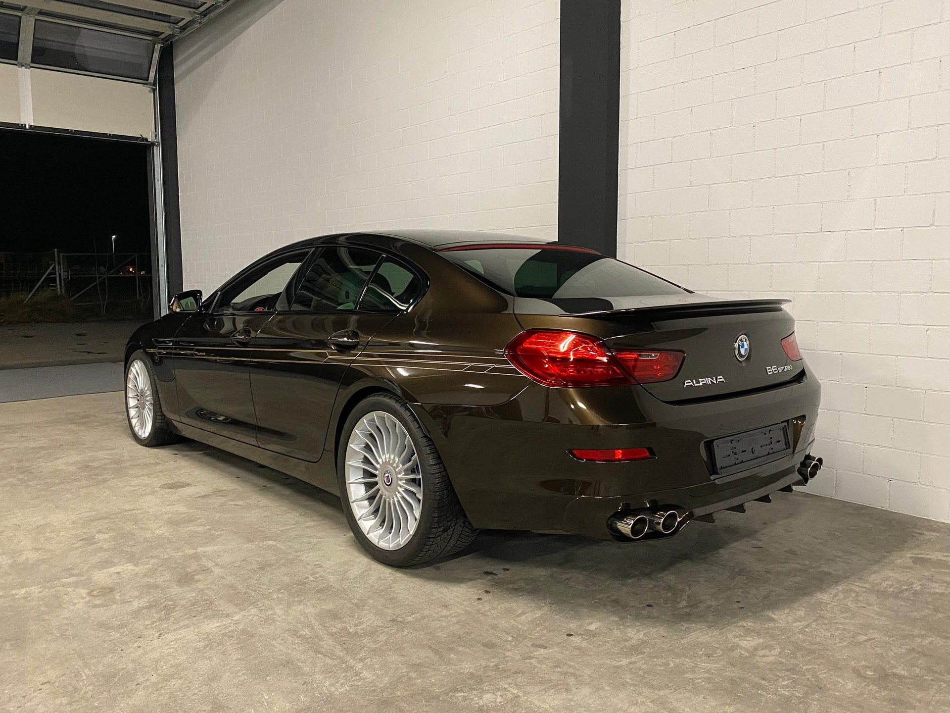 BMW-ALPINA B6 BiTurbo 4.4 V8 GranCoupé xDrive Switch-Tronic Vollausstattung-showroom-element-3