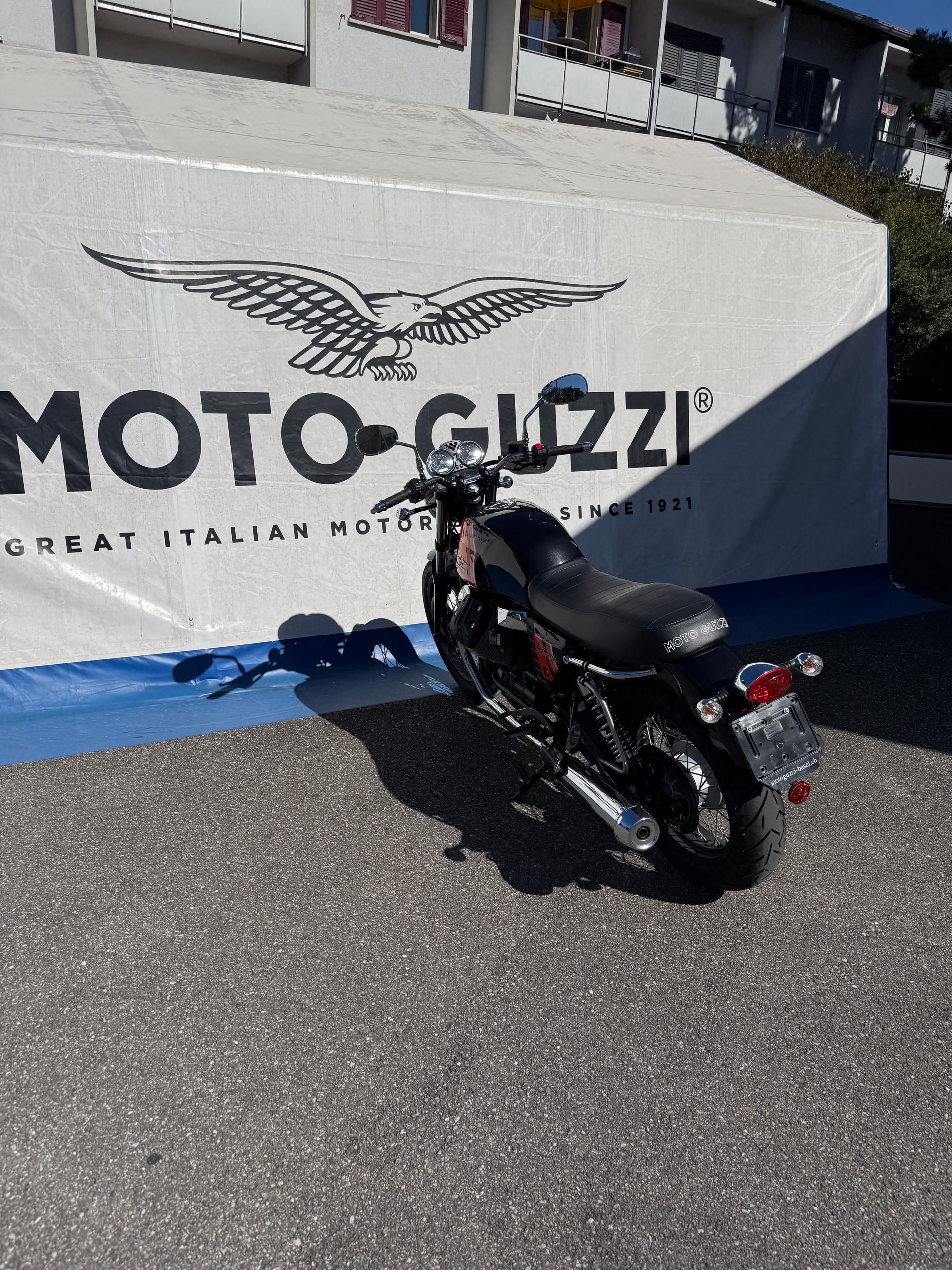MOTO GUZZI V7 Special 750-image-9