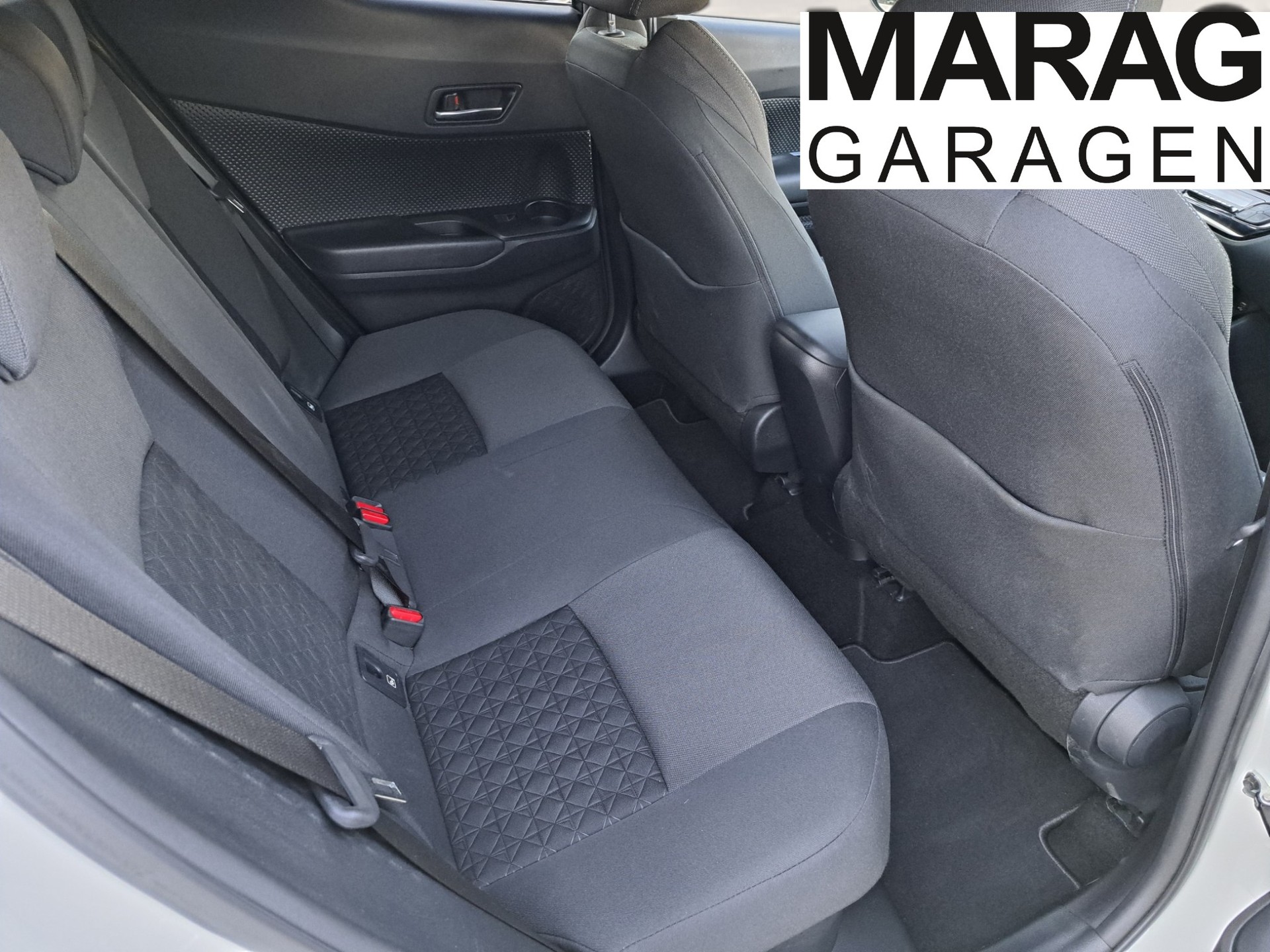 TOYOTA C-HR 2.0 HSD CVT Trend-image-5