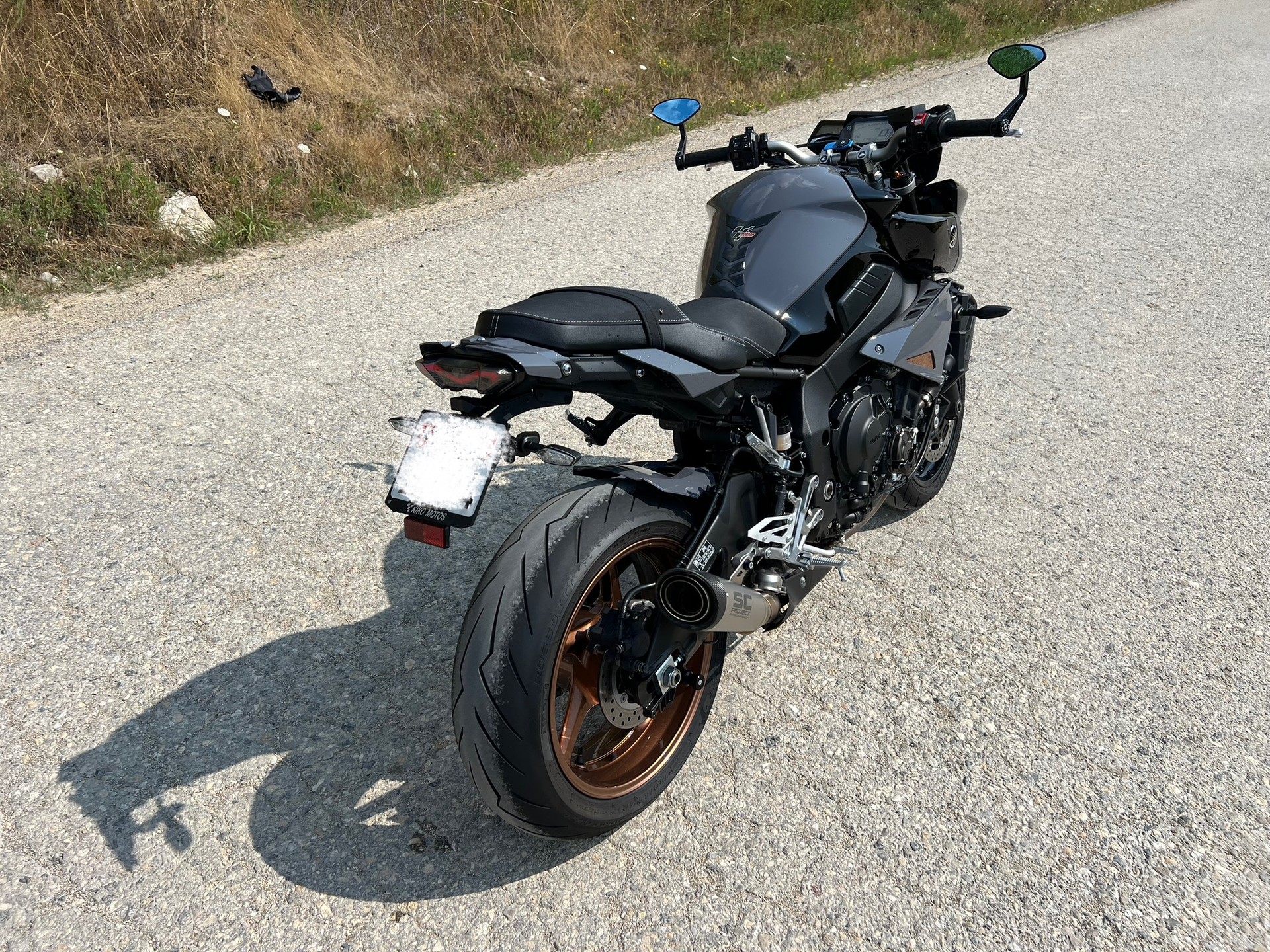 YAMAHA MT-10 ABS-image-4