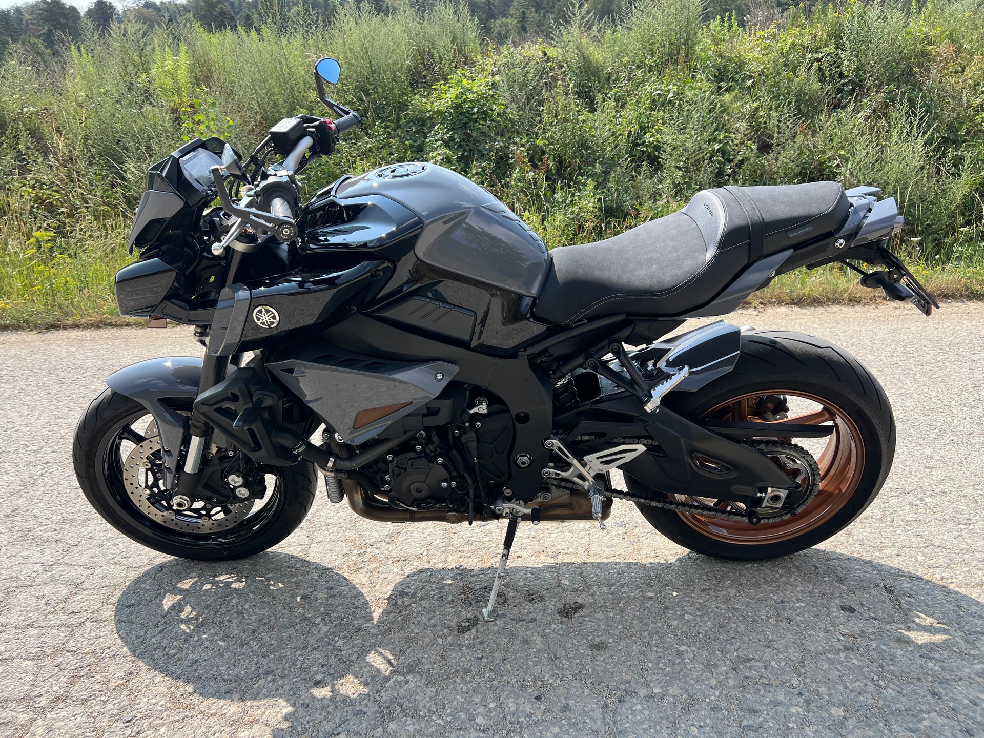 YAMAHA MT-10 ABS-image-2