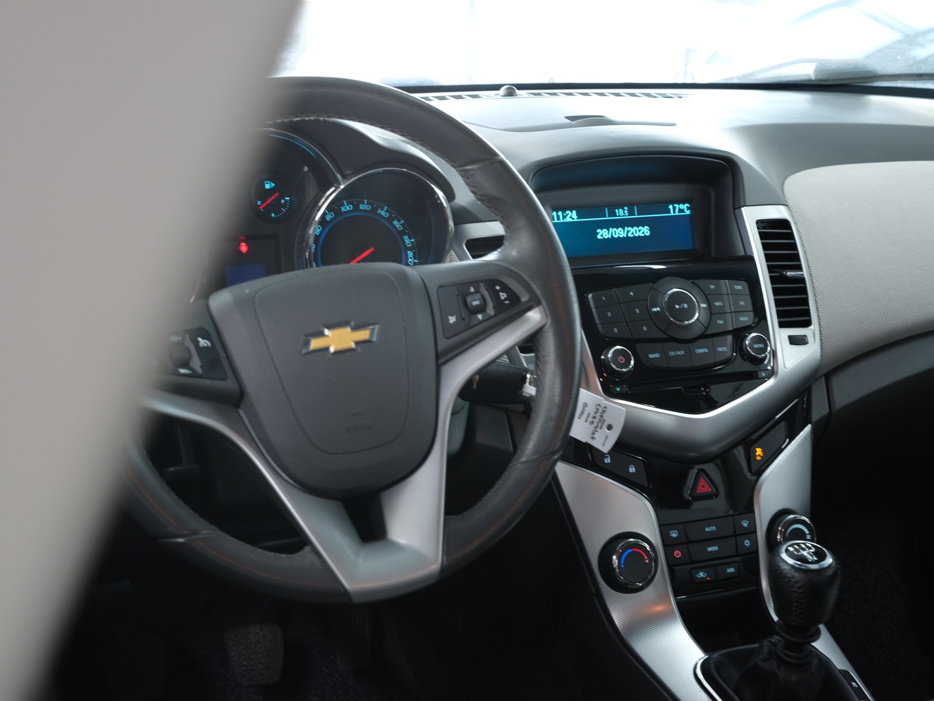 CHEVROLET Cruze 1.8 100 Edition-image-16