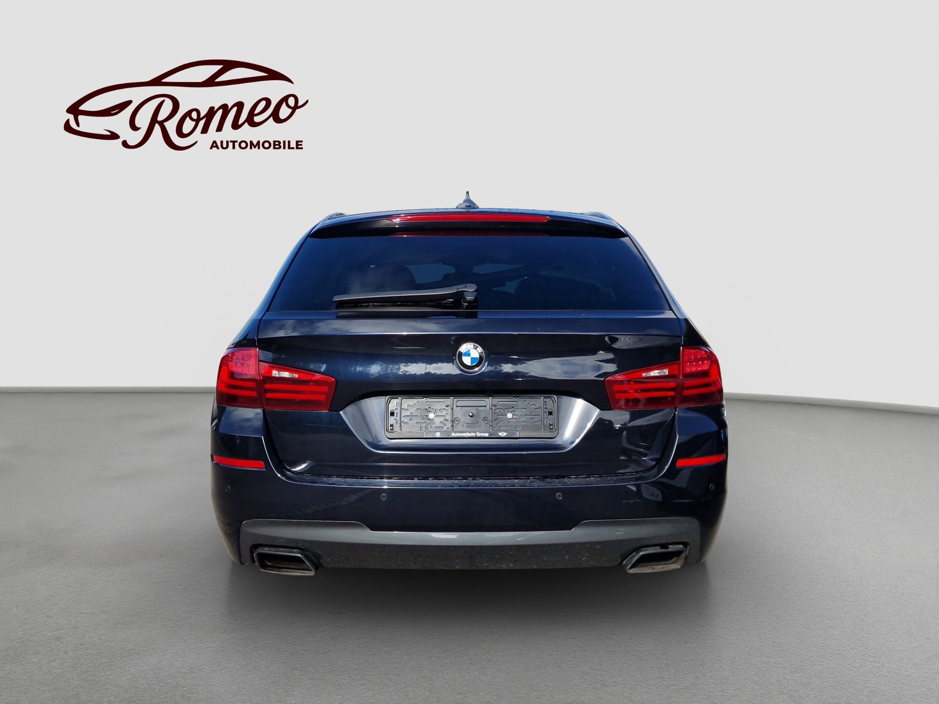 BMW M550d Touring xDrive Steptronic-image-3