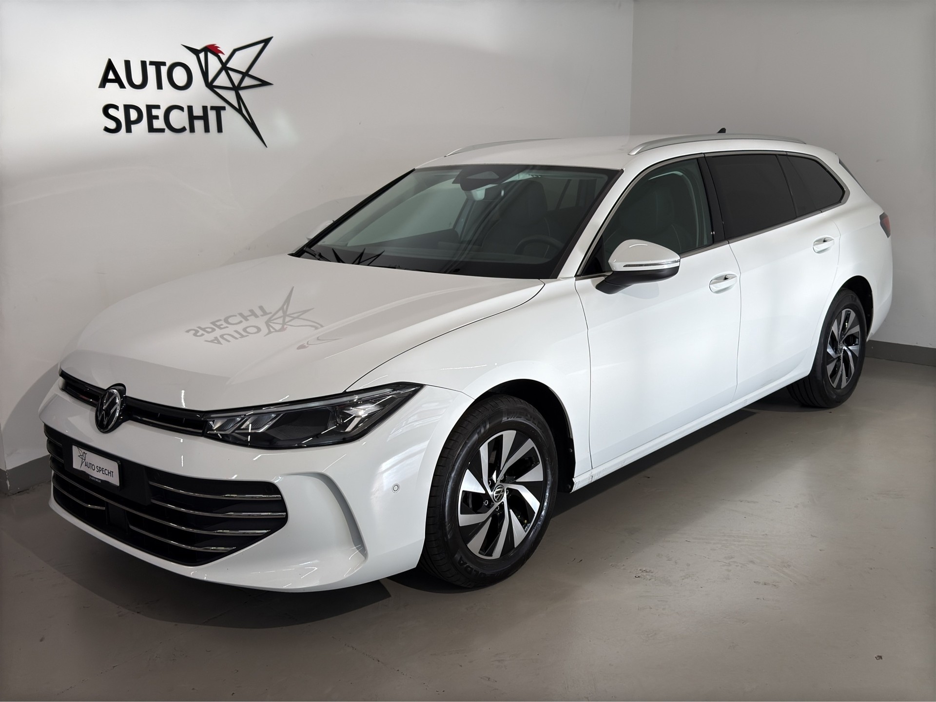 VW Passat Variant 2.0 TDI evo Business DSG-showroom-element-1