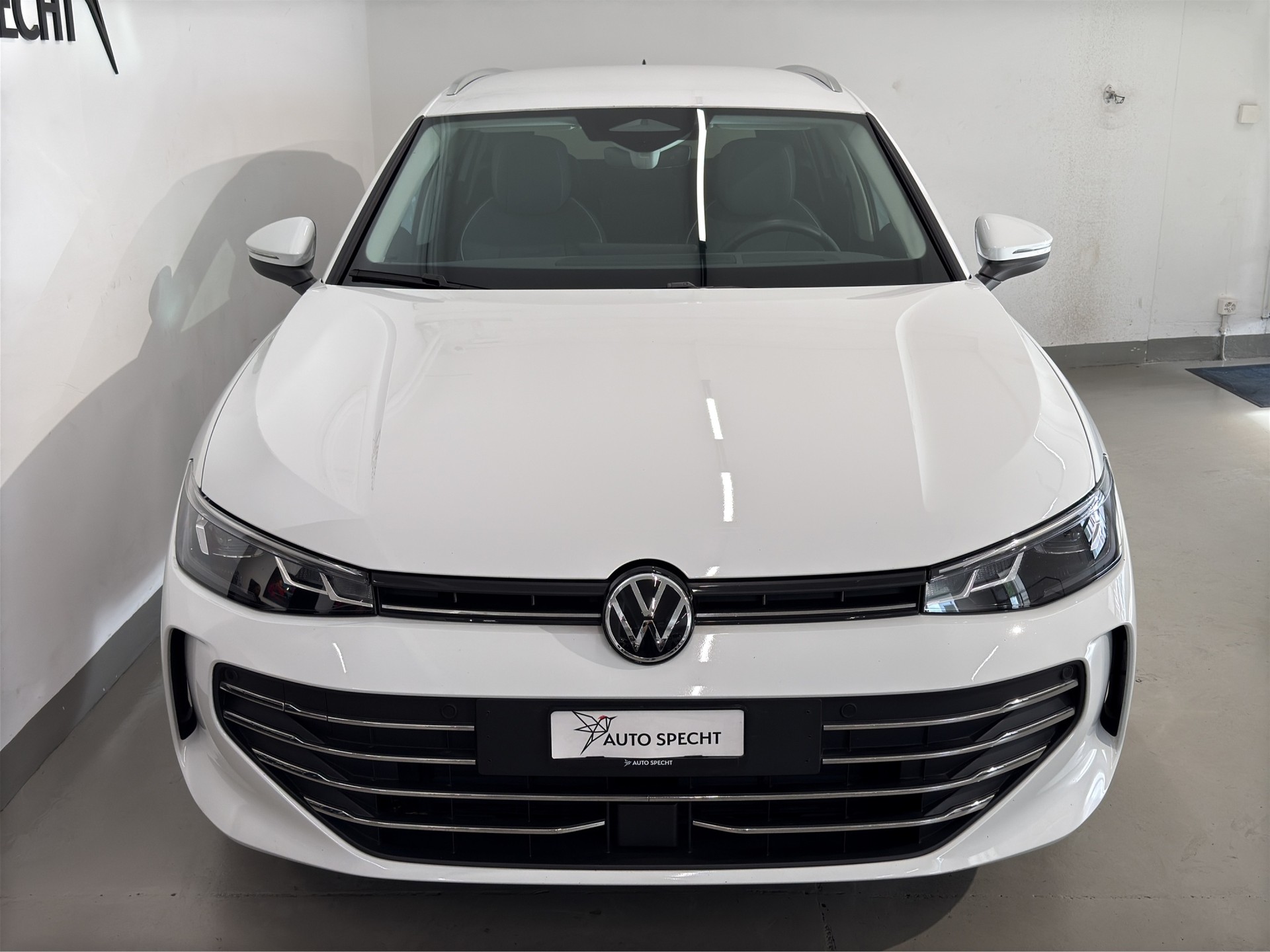 VW Passat Variant 2.0 TDI evo Business DSG-showroom-element-2