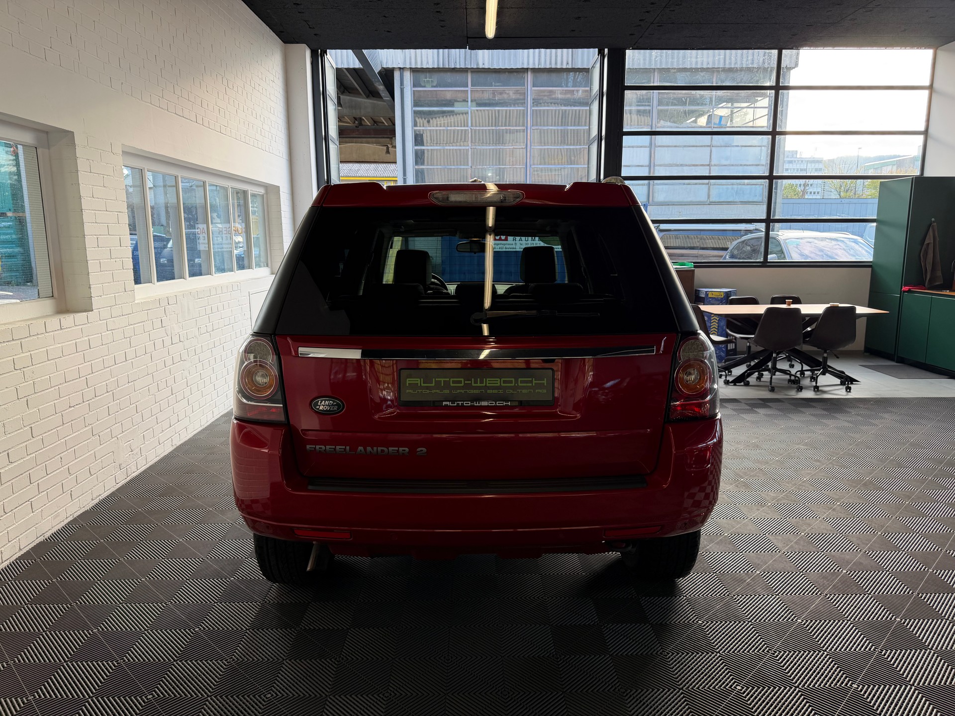 LAND ROVER Freelander 2.2 SD4 Dynamic Automatic-showroom-element-3