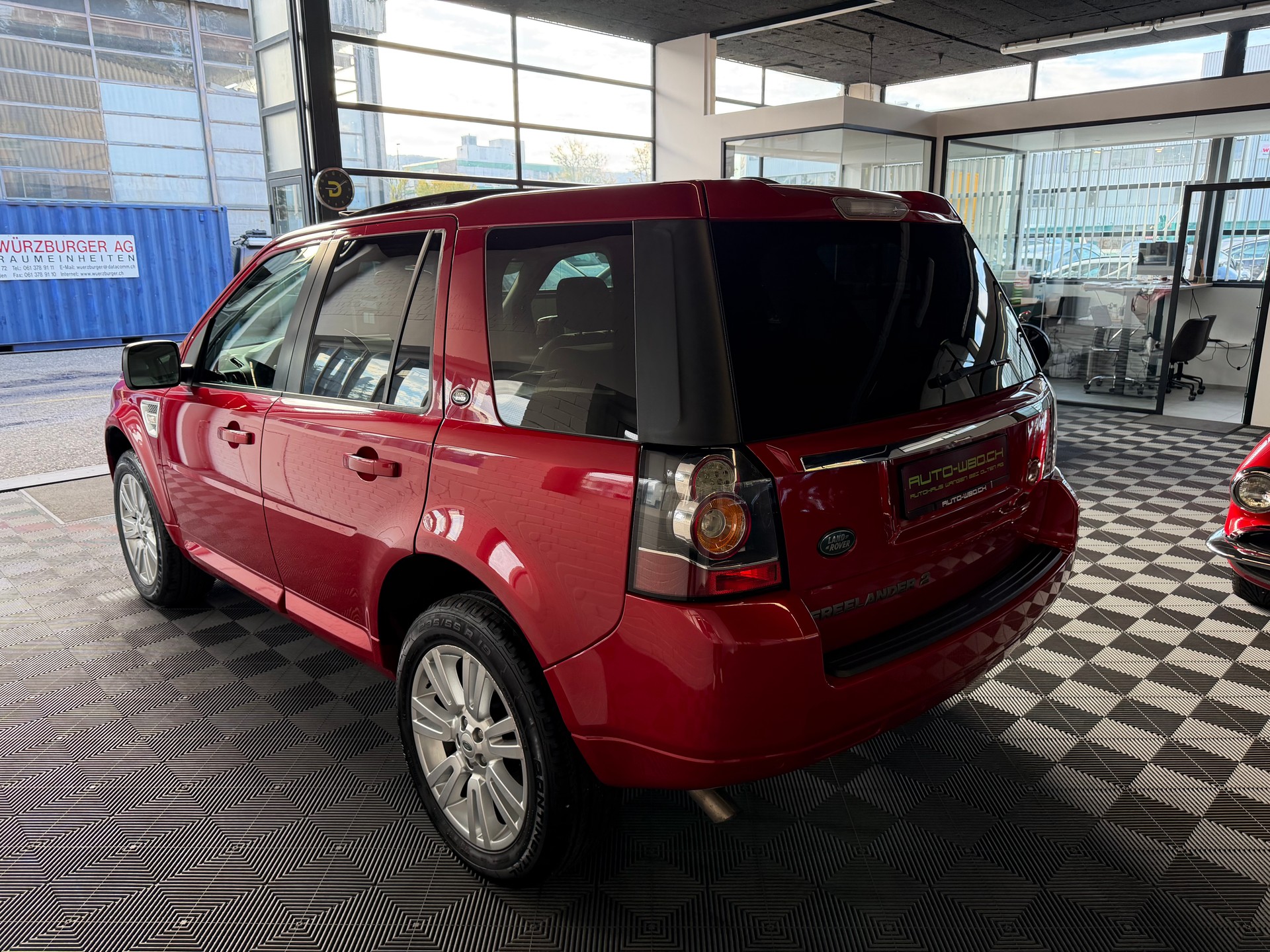 LAND ROVER Freelander 2.2 SD4 Dynamic Automatic-image-4