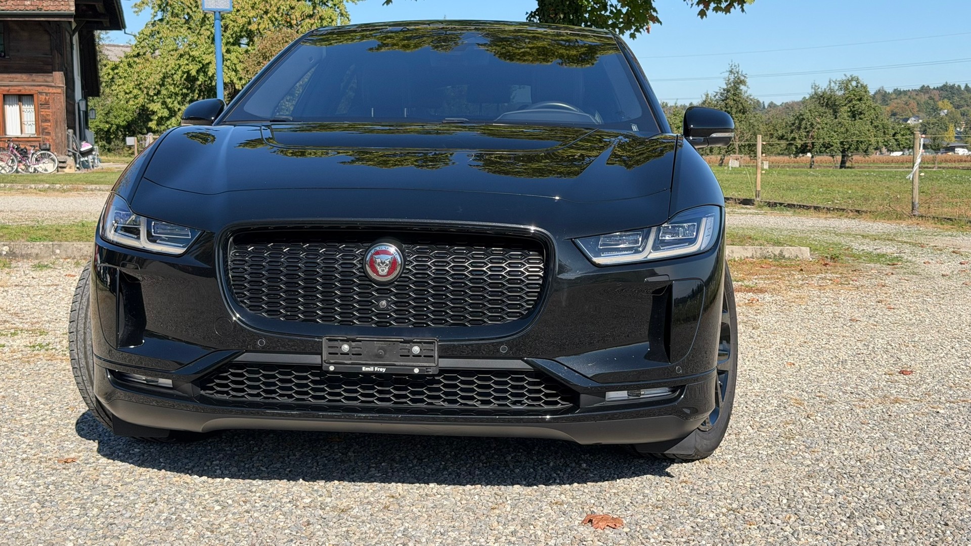 JAGUAR EV400 Black Edition AWD (aktuellste Version mit max. 100kW Ladegeschwindigkeit)-image-1