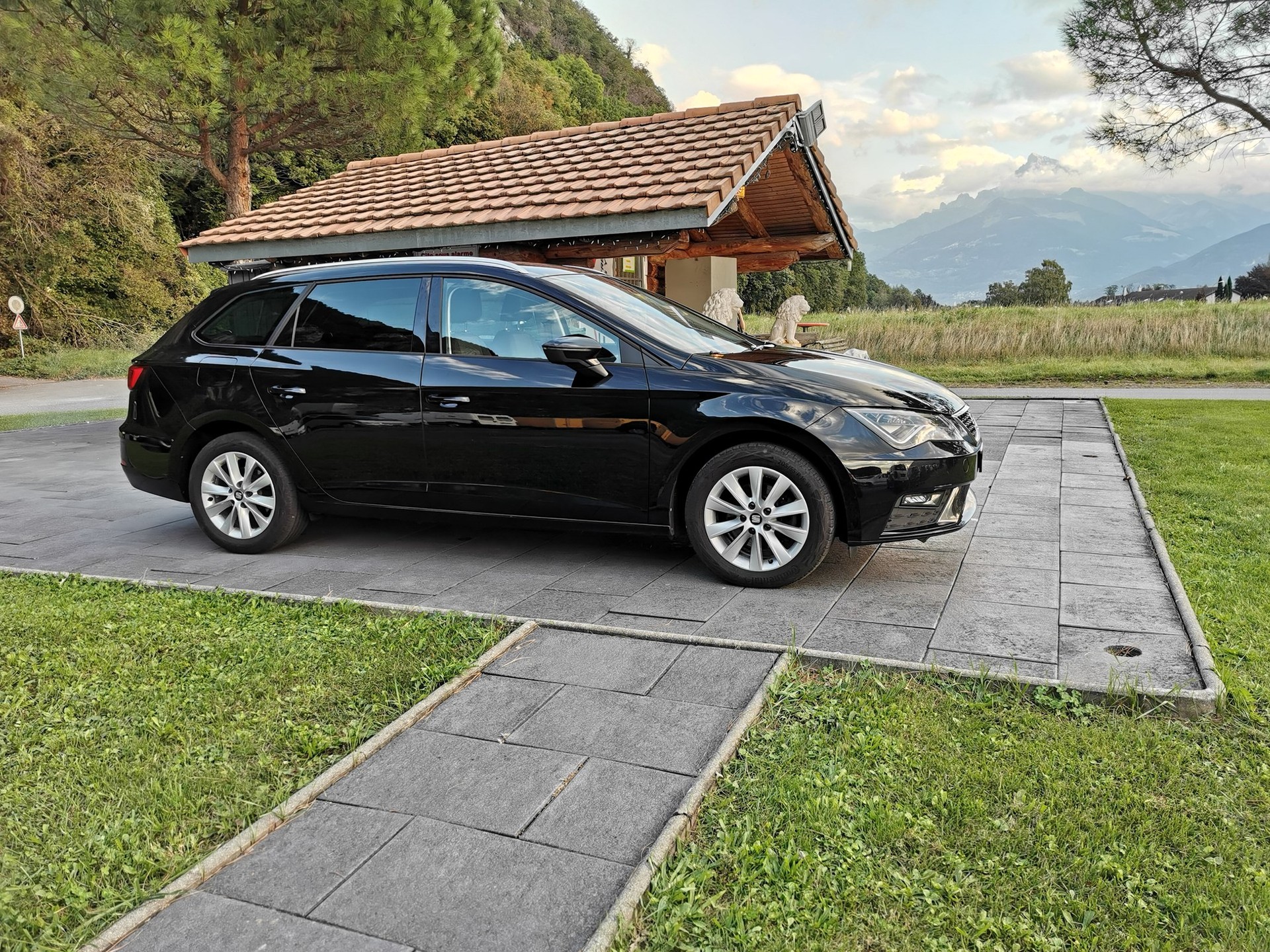 SEAT Leon ST 2.0 TDI Style 4Drive-image-7