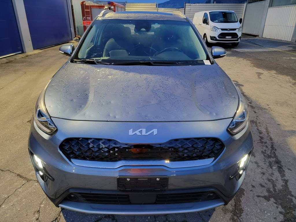 KIA Niro 1.6GDi Plug-in Hybrid Power DCT-image-7