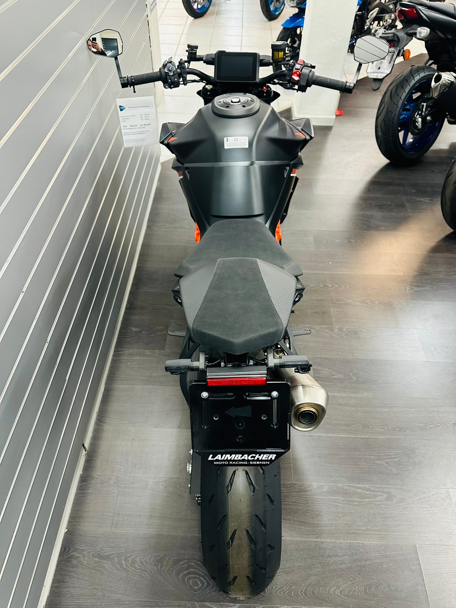 KTM 1390 Super Duke R-image-10