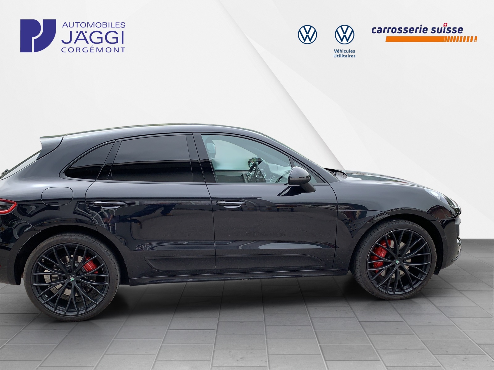 PORSCHE Macan Turbo-image-7