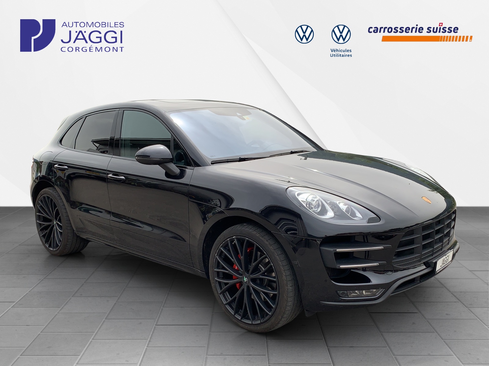 PORSCHE Macan Turbo-image-2