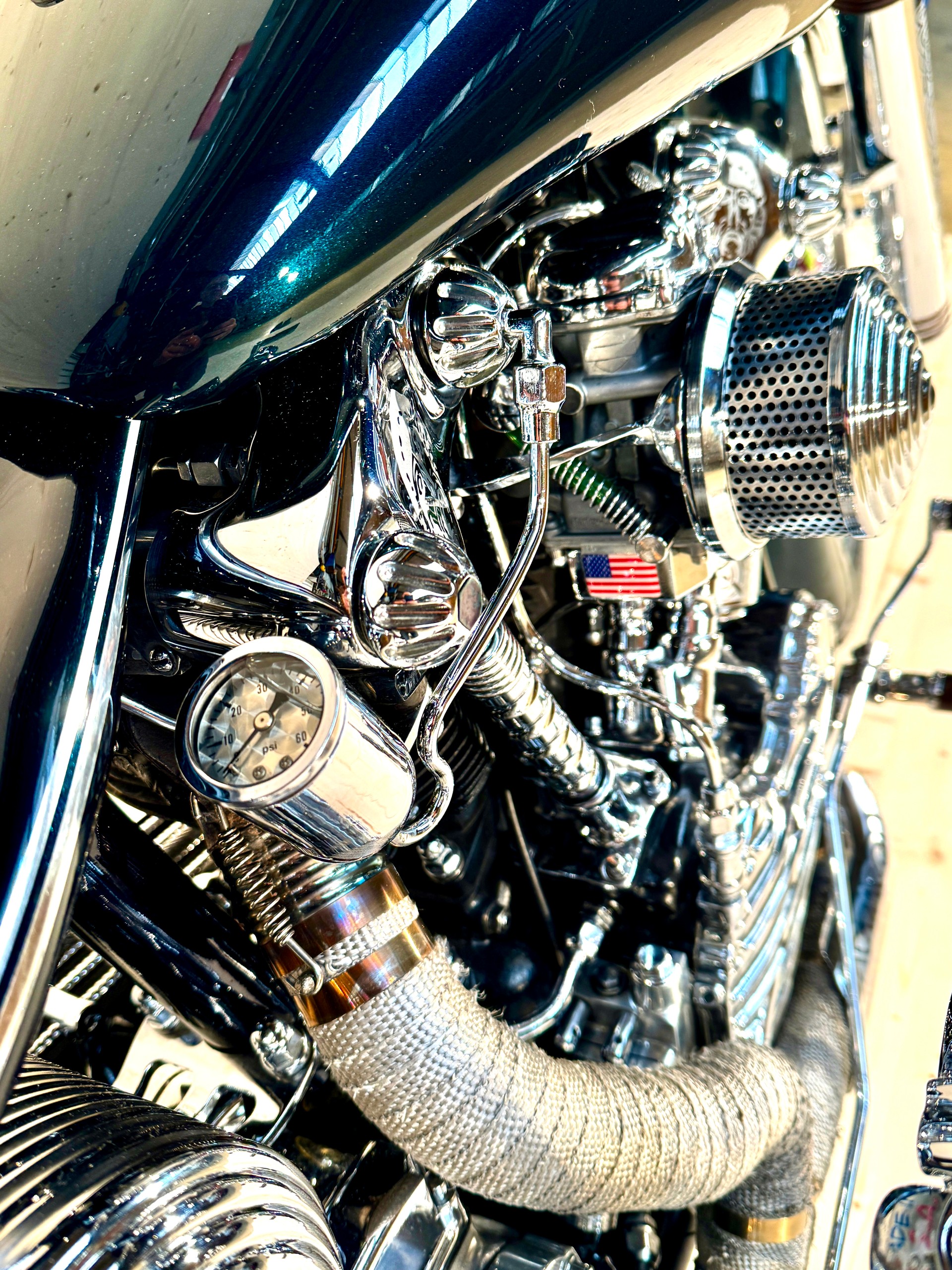 HARLEY-DAVIDSON-image-4
