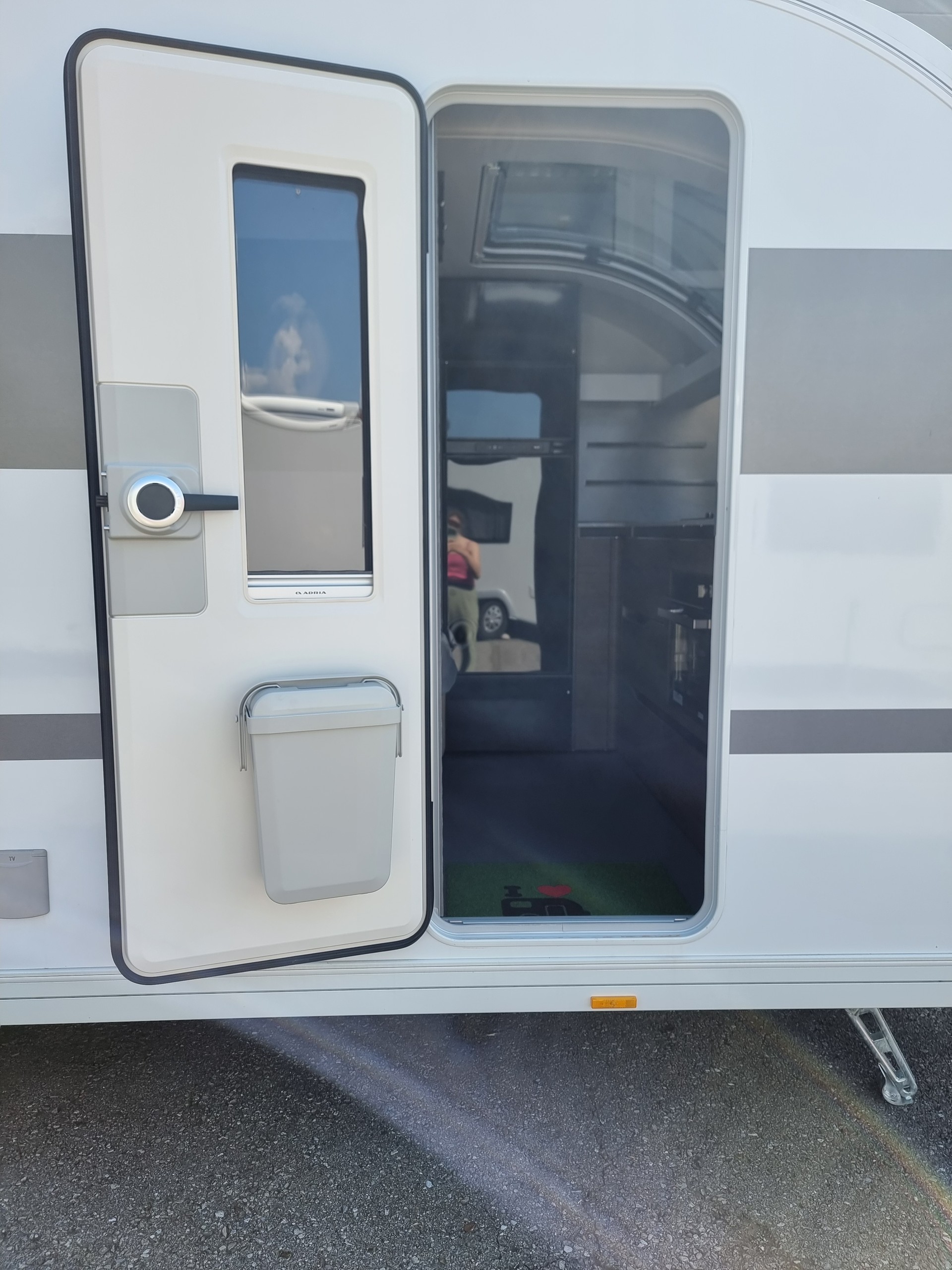 ADRIA Adria Alpina 663 HT-image-4