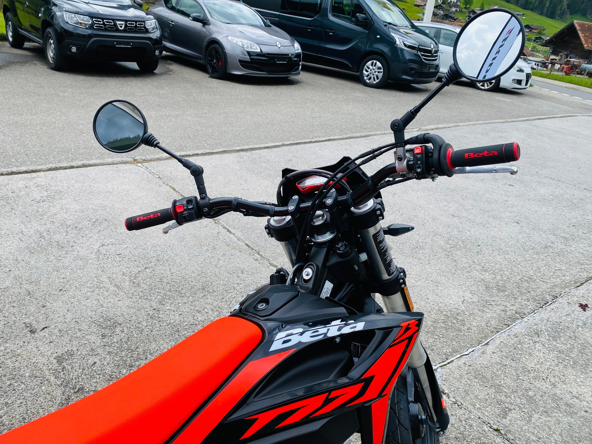 BETA 125 4T Motard-image-3