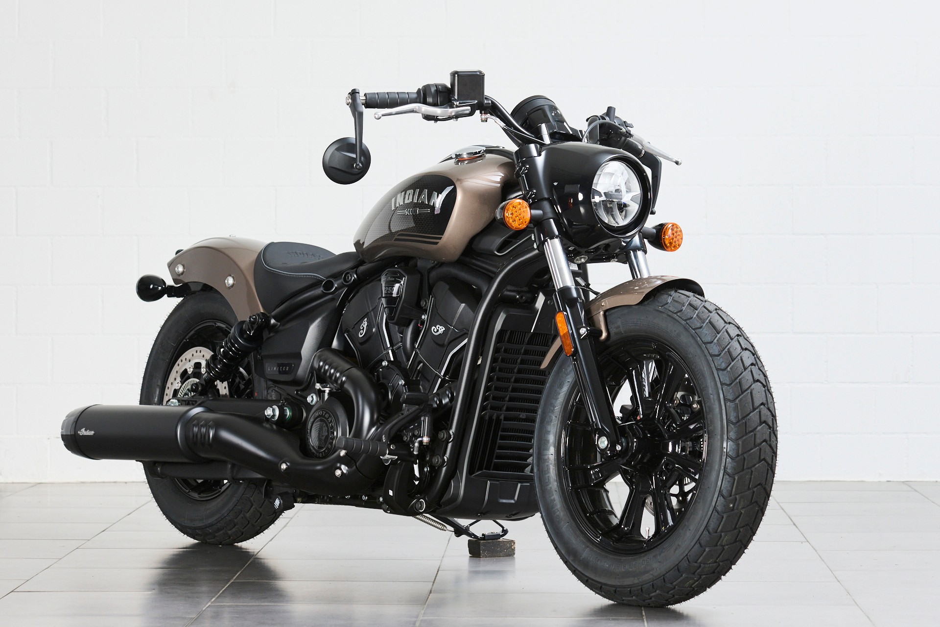 INDIAN Scout Bobber-image-1