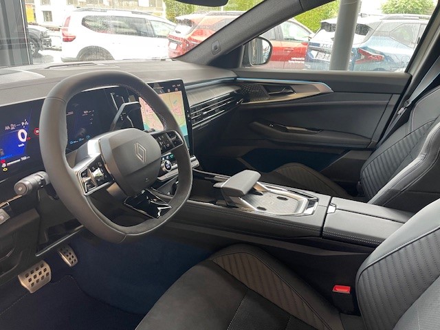 RENAULT Rafale 1.2 E-Tech Plug-in Hybrid 300 4x4 Atelier Alpine-image-9