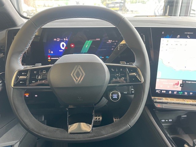 RENAULT Rafale 1.2 E-Tech Plug-in Hybrid 300 4x4 Atelier Alpine-image-6