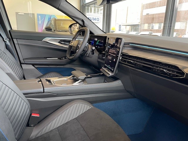 RENAULT Rafale 1.2 E-Tech Plug-in Hybrid 300 4x4 Atelier Alpine-image-8