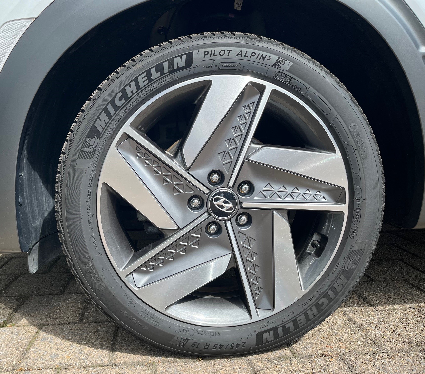 HYUNDAI Nexo Fuel Cell Vertex-image-15