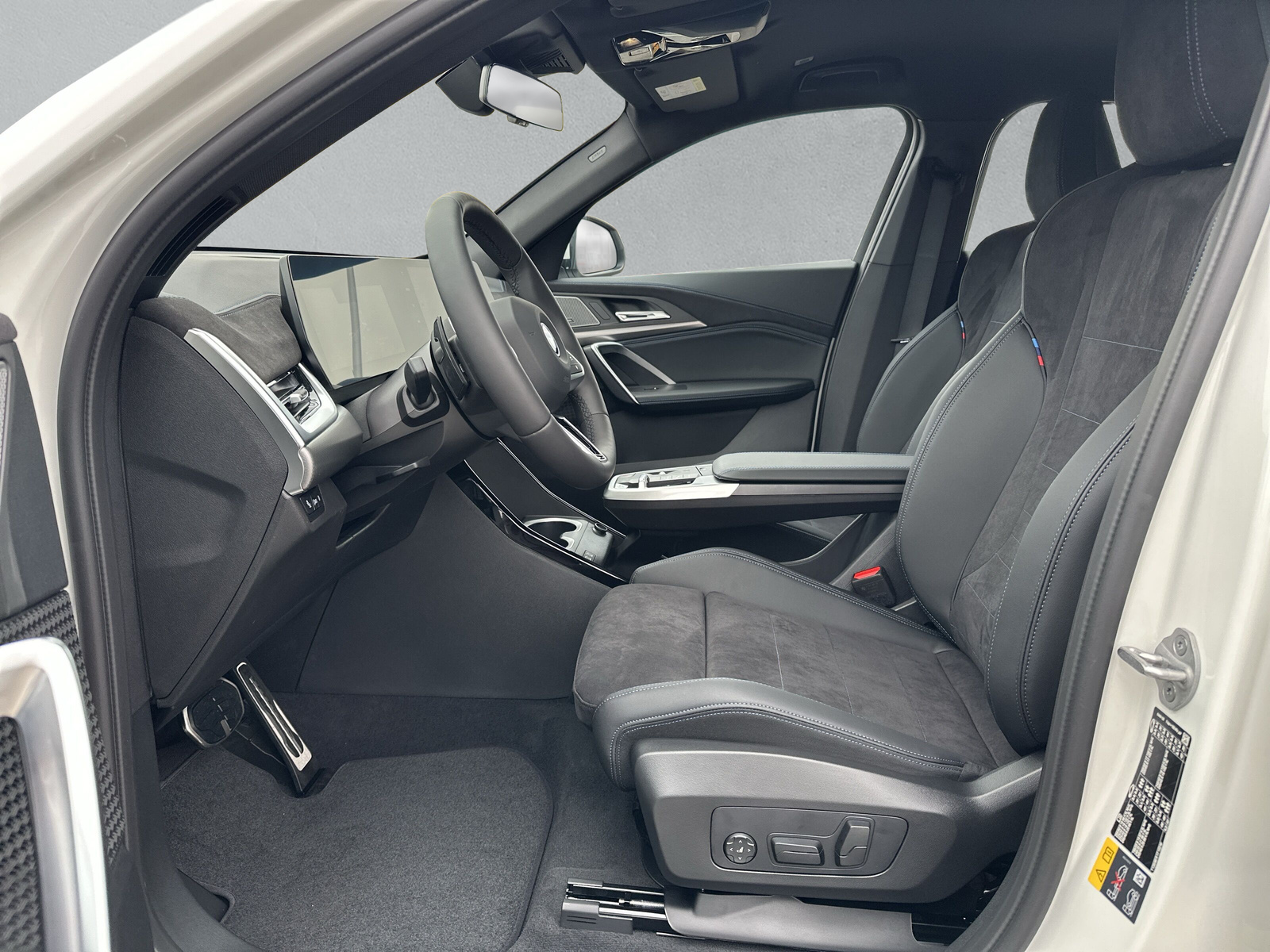 BMW iX2 eDrive 20 M Sport **Action de leasing à 0.9%**-image-10