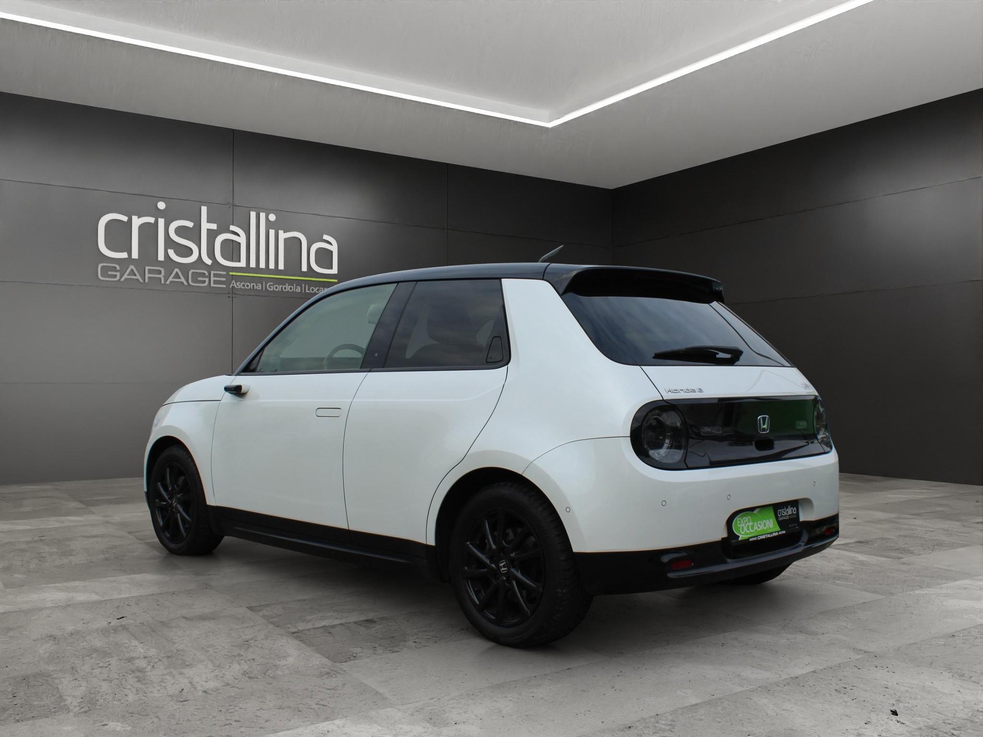 HONDA e electric Advance-showroom-element-2