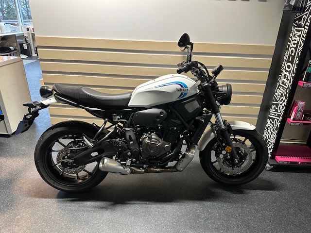 YAMAHA XSR 700 (35kW)-image-0