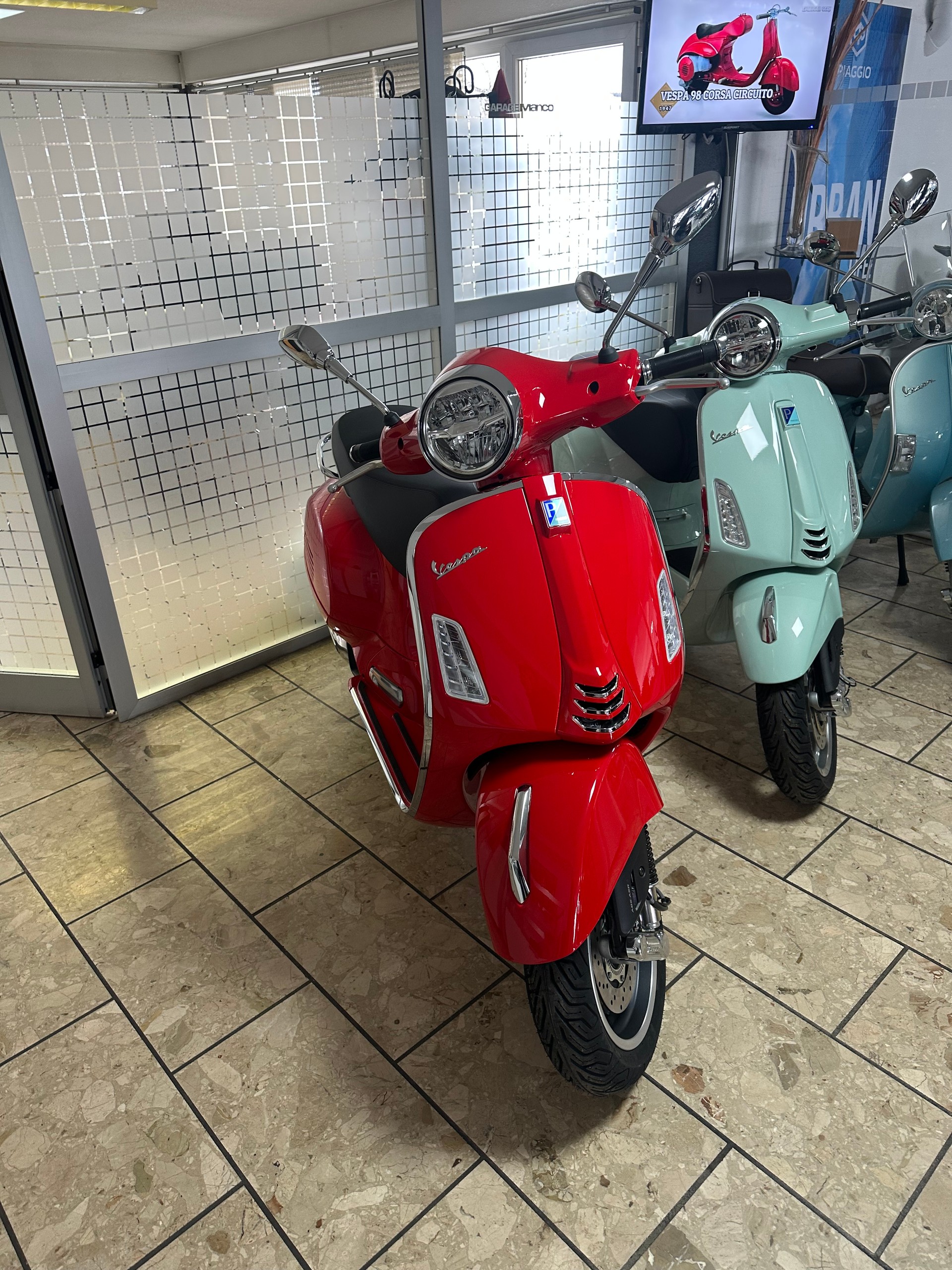 PIAGGIO Vespa GTS 125 Super RST Euro 5+