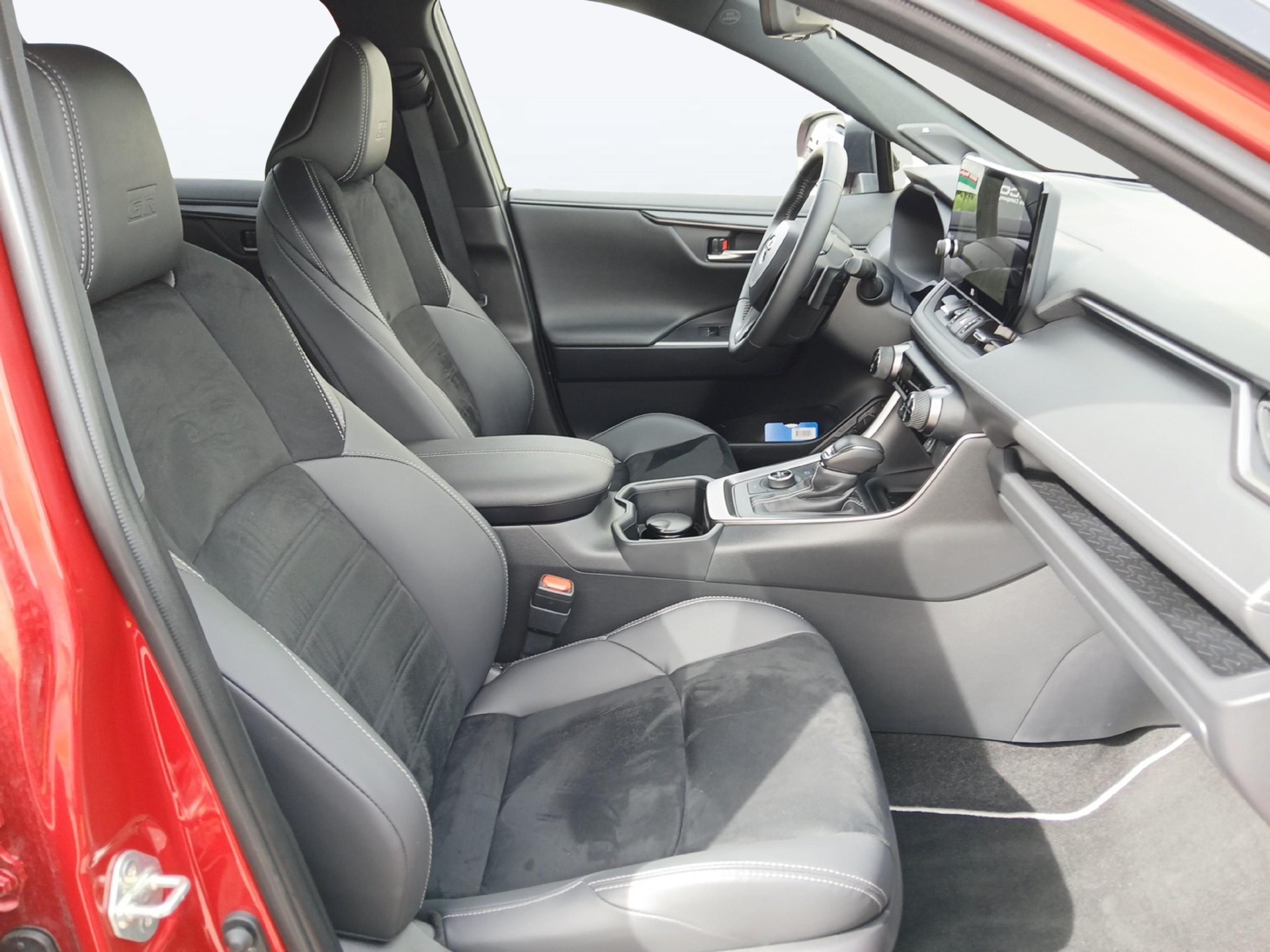 TOYOTA RAV4 2.5 Plug-In-Hybrid GR Sport-image-8