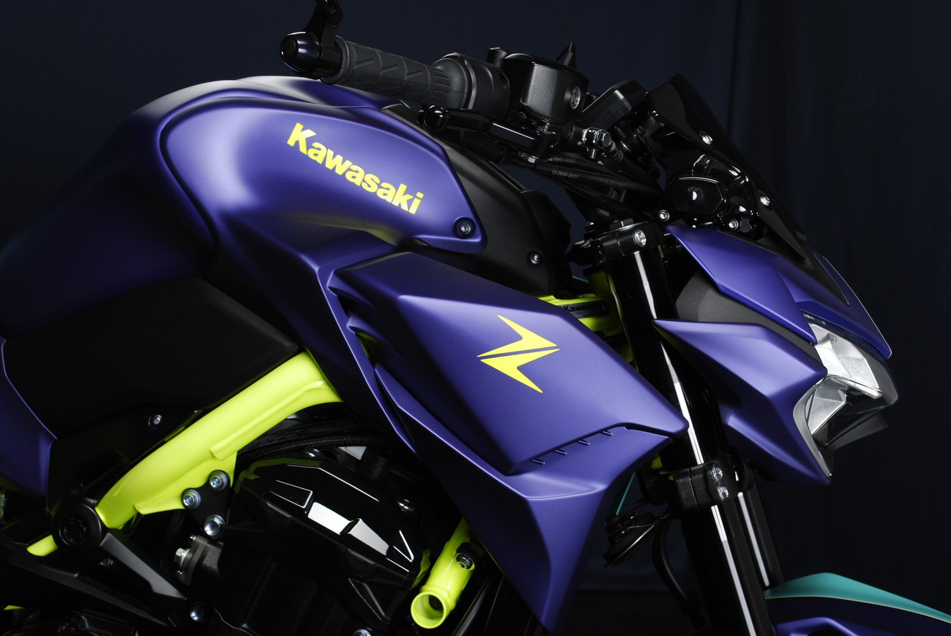 KAWASAKI Z 900 (70kW) MY21 - Komplettumbau-image-8