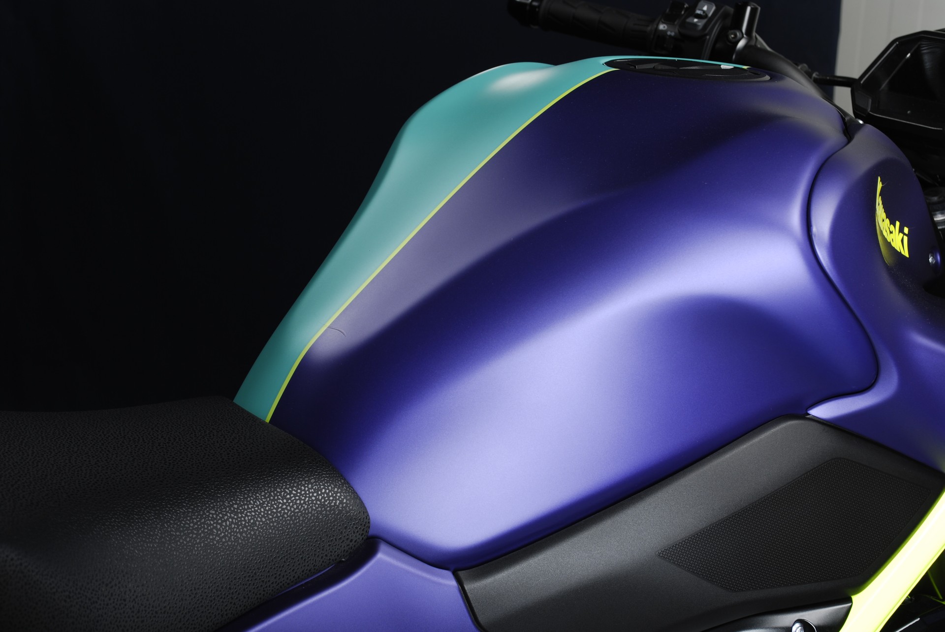 KAWASAKI Z 900 (70kW) MY21 - Komplettumbau-image-3