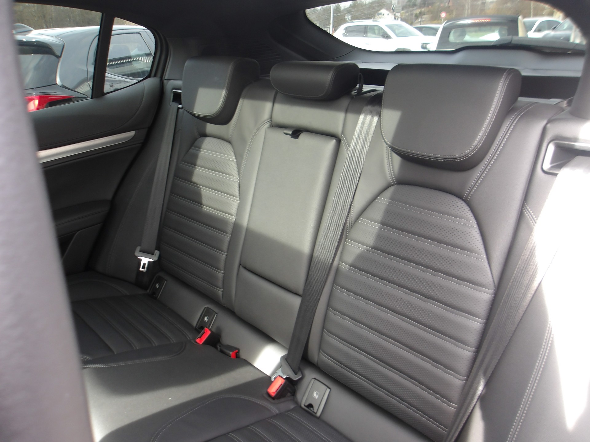 ALFA ROMEO Stelvio 2.0 Veloce Q4 AT8-image-10