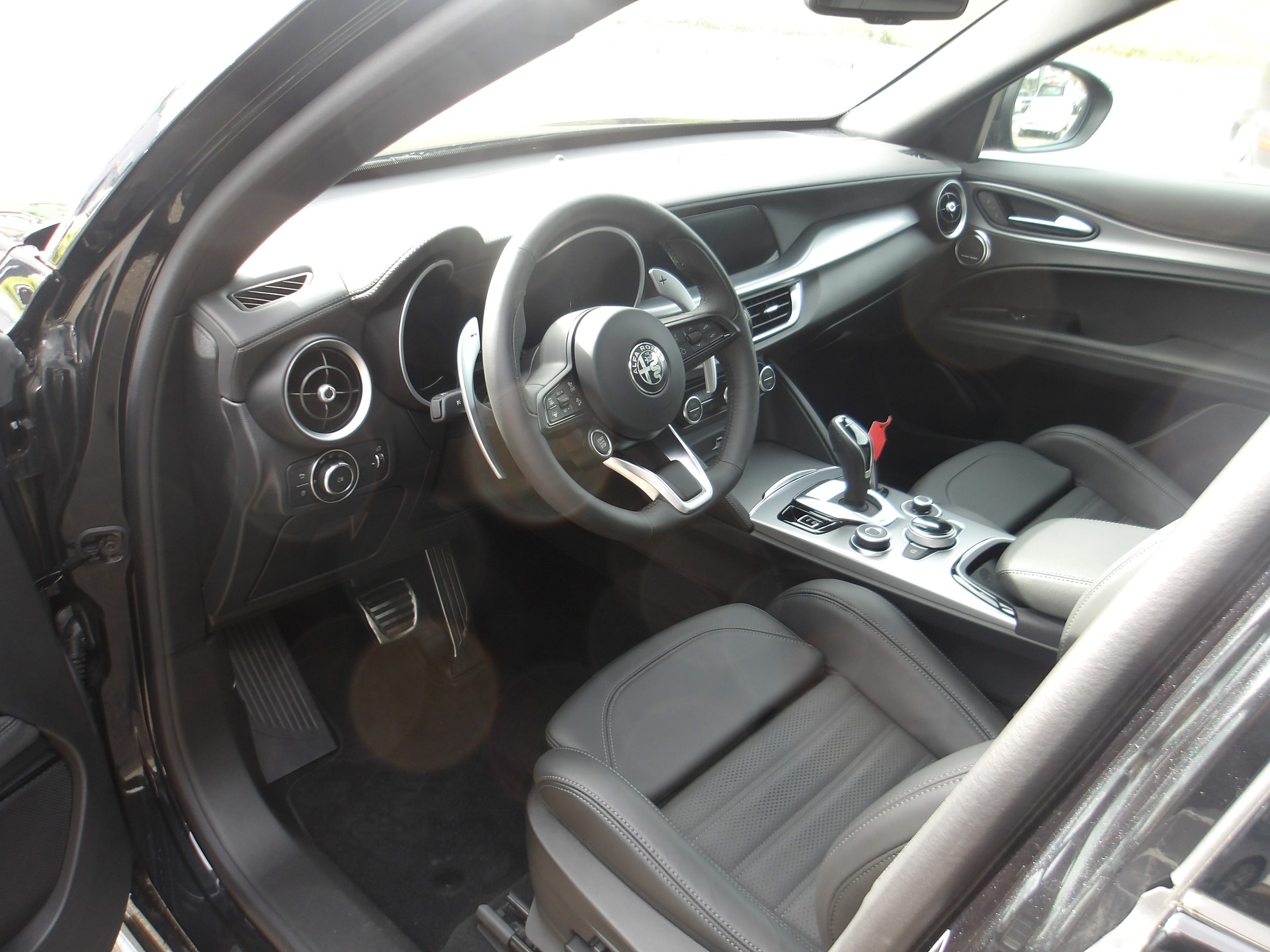 ALFA ROMEO Stelvio 2.0 Veloce Q4 AT8-image-9