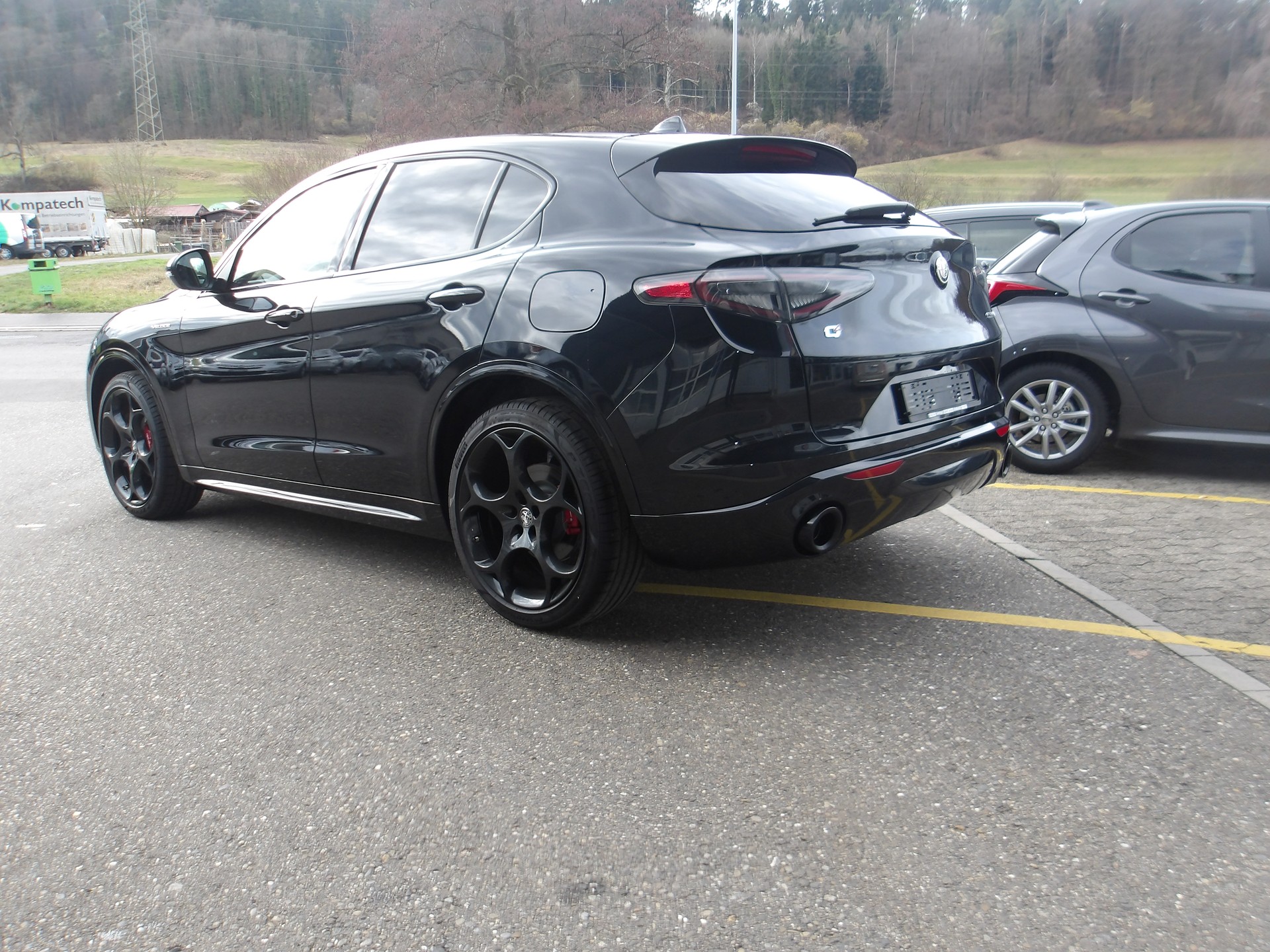 ALFA ROMEO Stelvio 2.0 Veloce Q4 AT8-image-2
