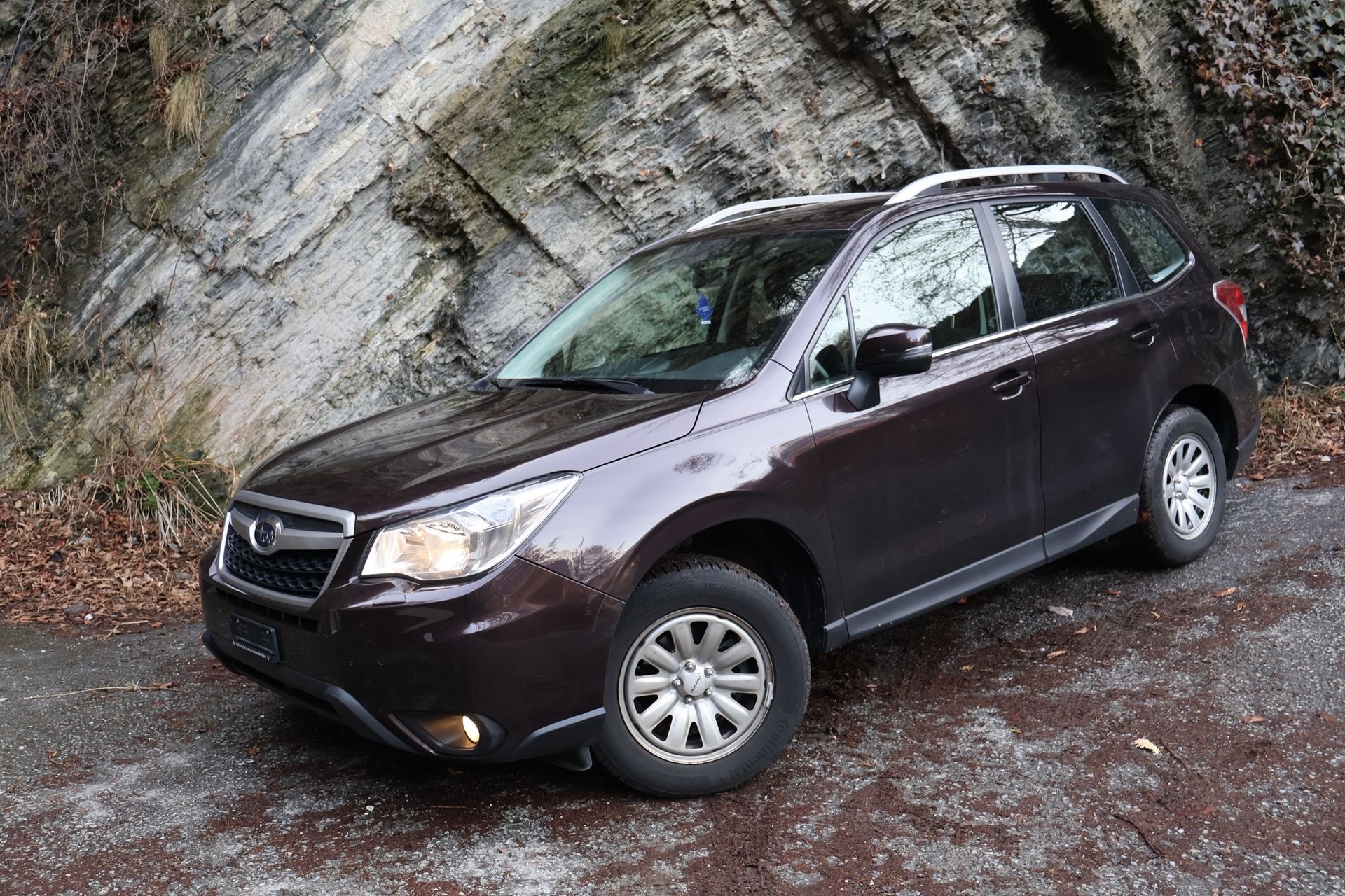 SUBARU Forester 2.0i Swiss-showroom-element-2