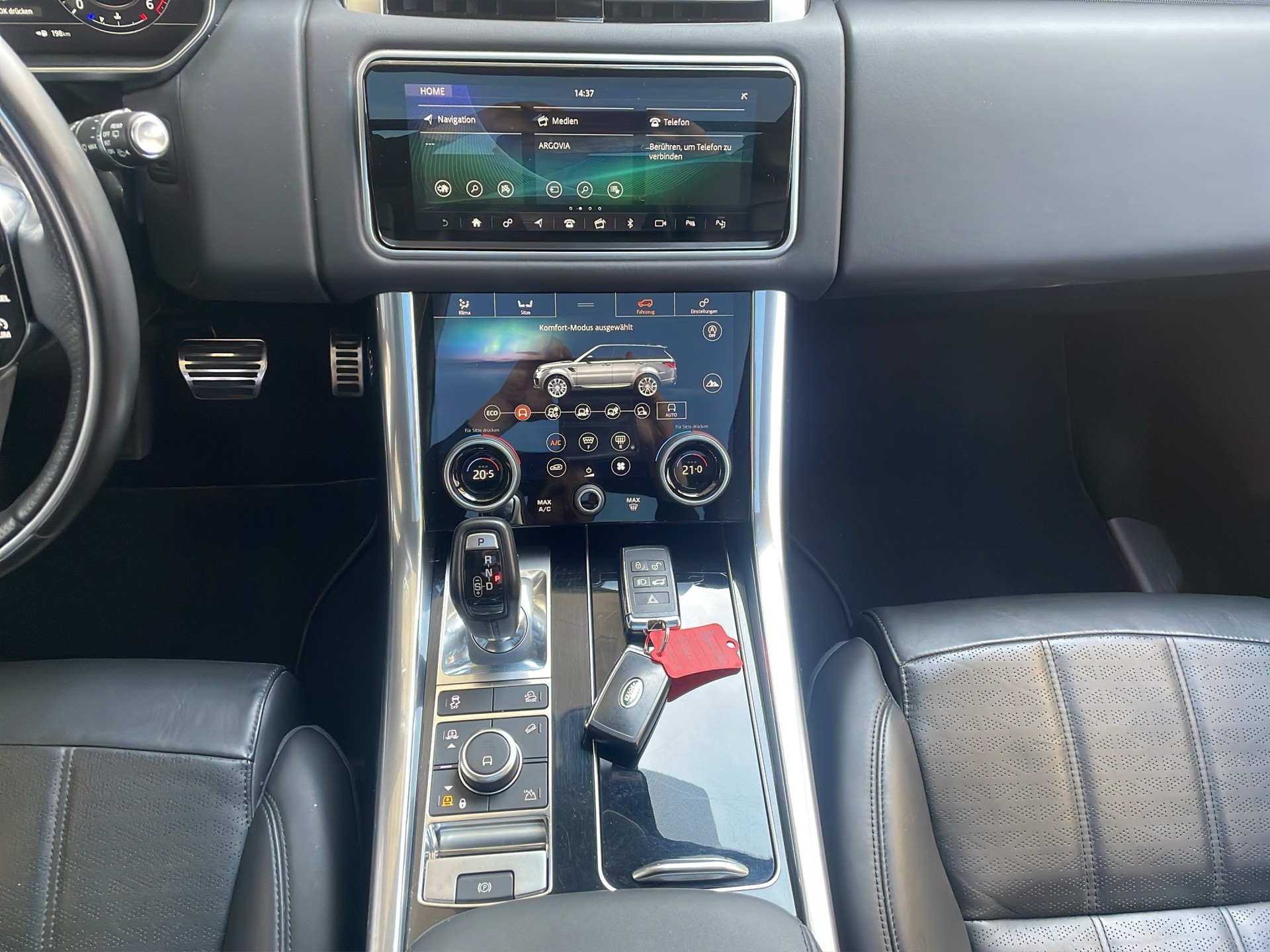 LAND ROVER Range Rover Sport 3.0 SDV6 HSE Dynamic Automatic-image-9