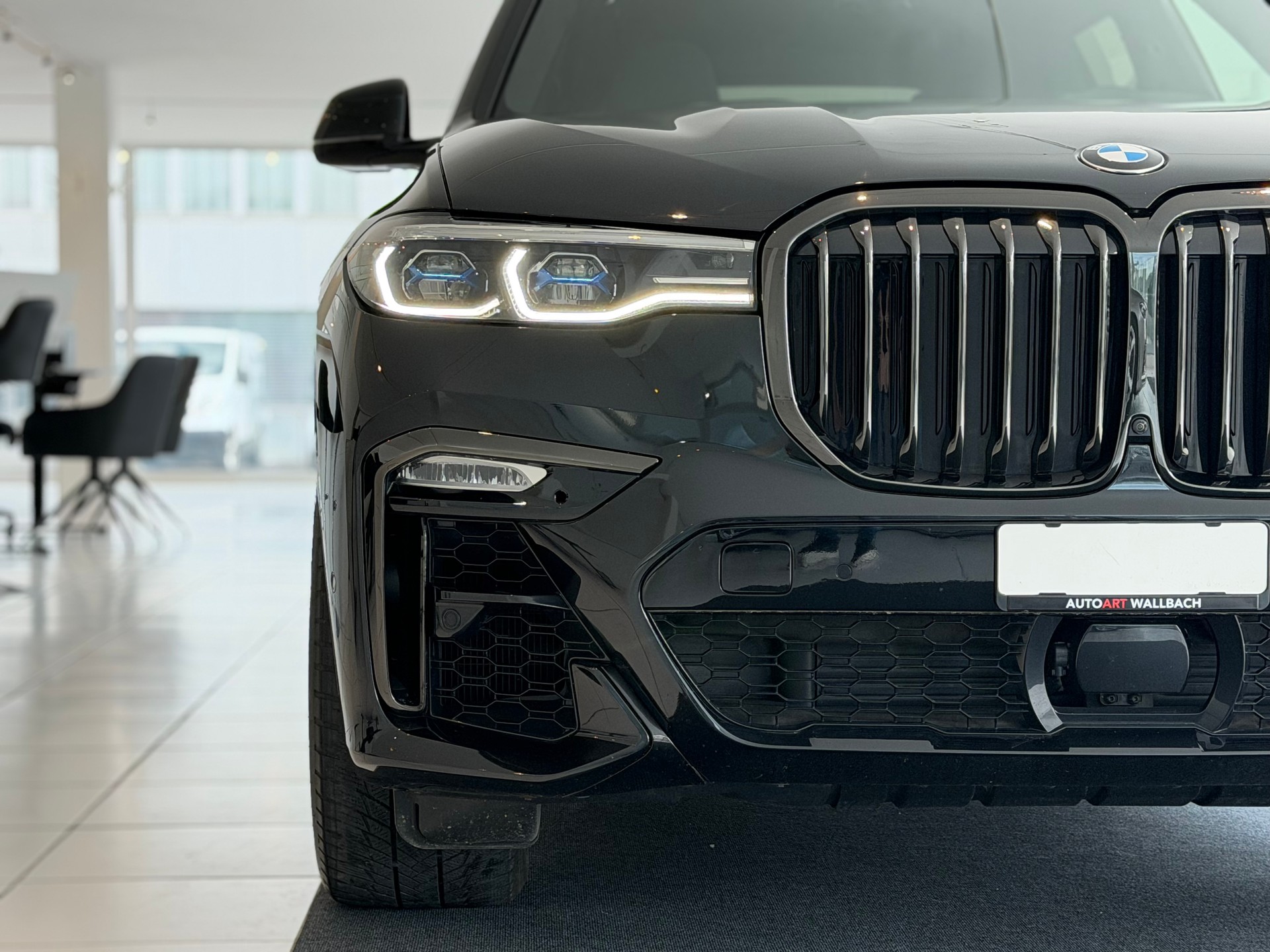 BMW X7 xDrive 48V 40d M Sport PRO Steptronic*6 Plätzer*-showroom-element-3