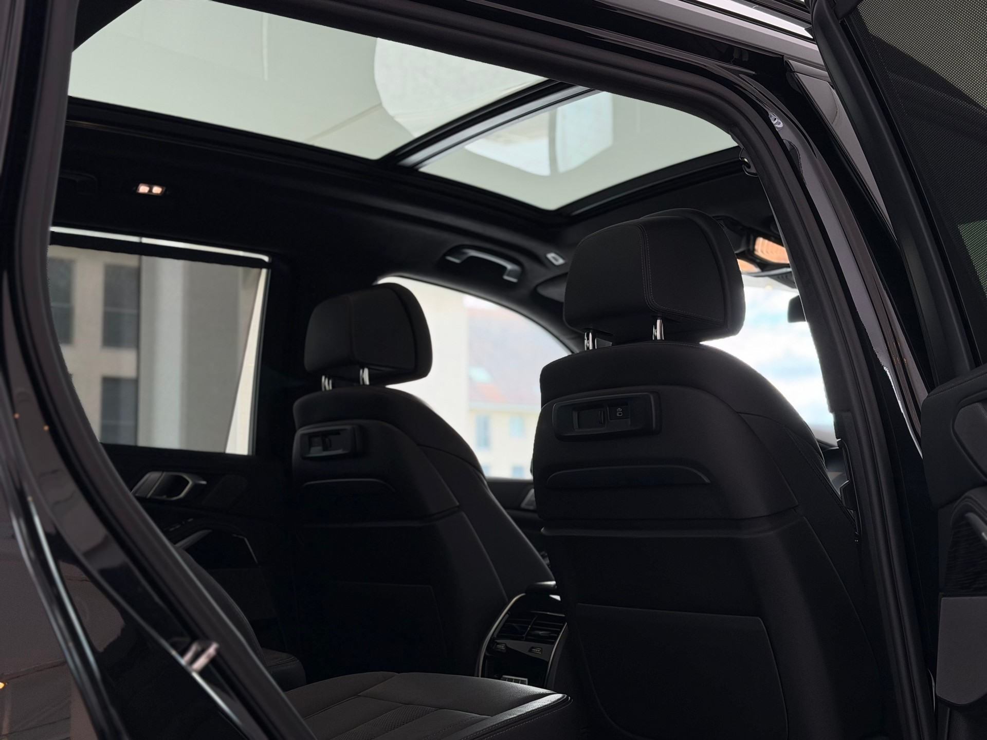 BMW X7 xDrive 48V 40d M Sport PRO Steptronic*6 Plätzer*-image-19